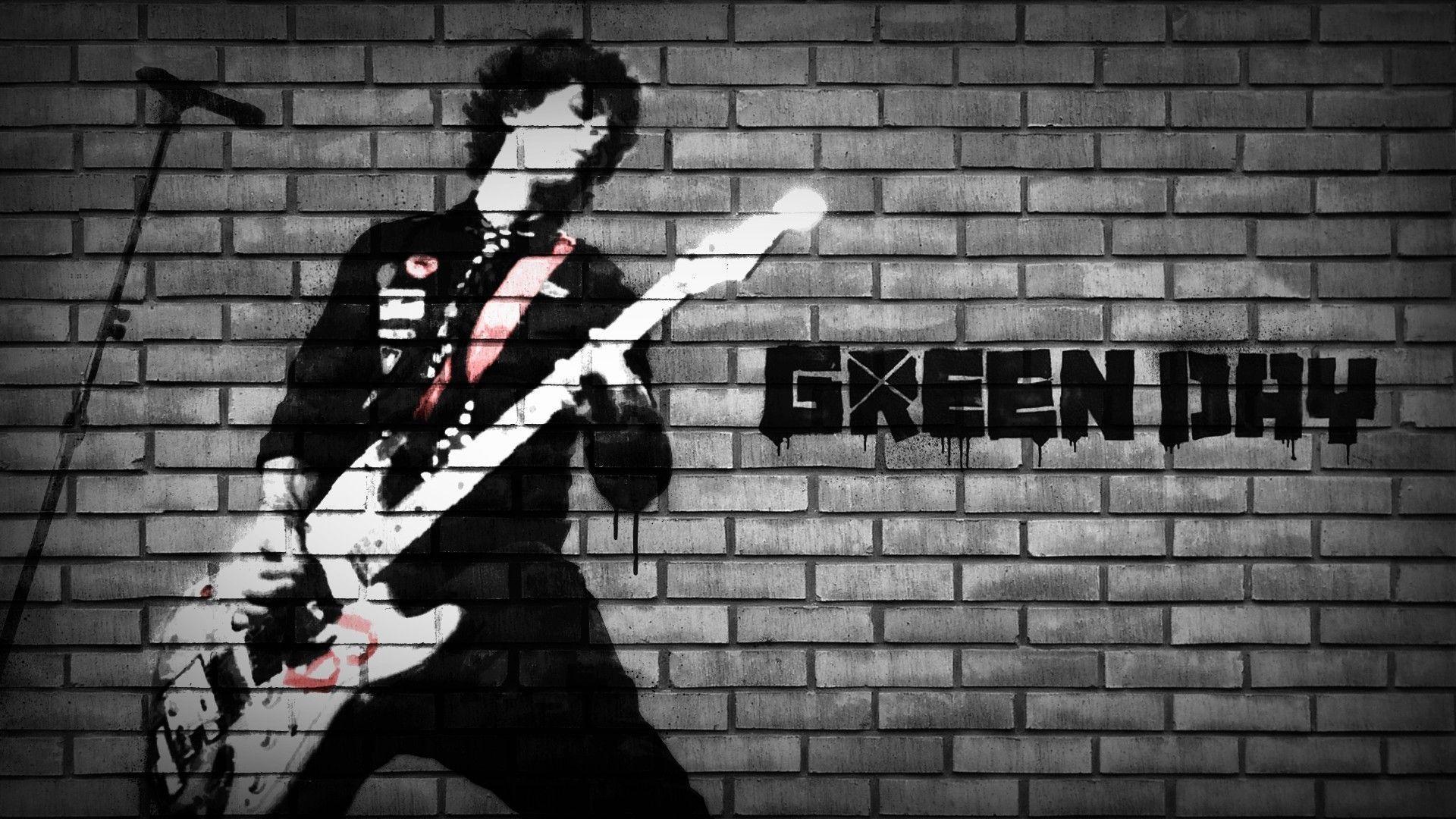 Billie Joe Armstrong with a guitar from Green Day free desktop