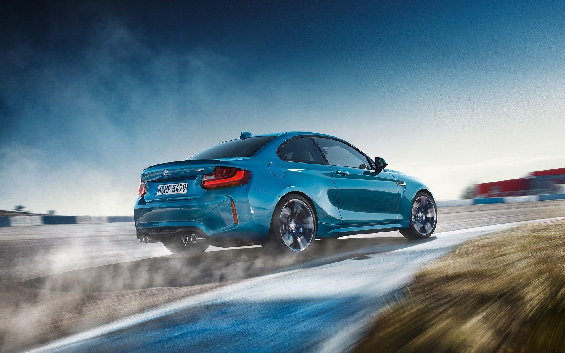 Get Your BMW M2 Wallpaper Fresh Out the Oven