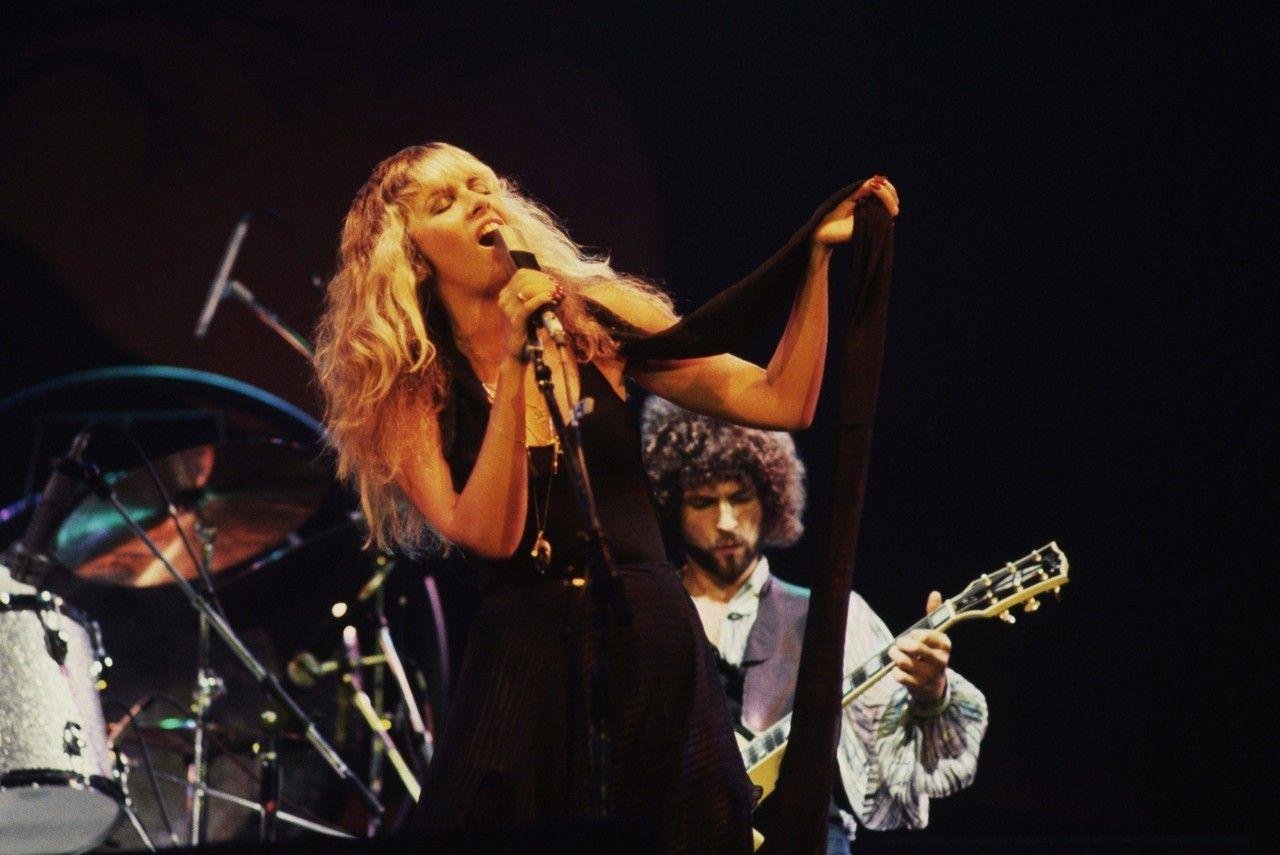 Download Fleetwood Mac Laidback Group Photo Wallpaper  Wallpaperscom