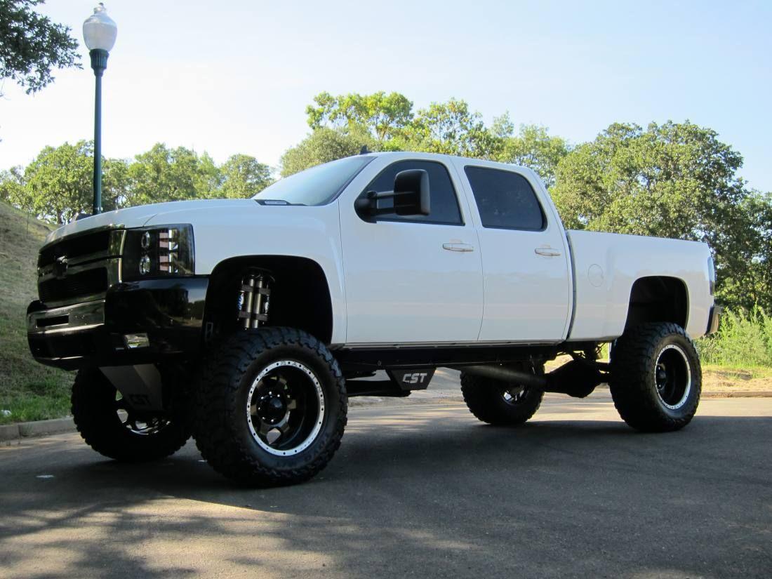 Lifted Duramax Wallpaper