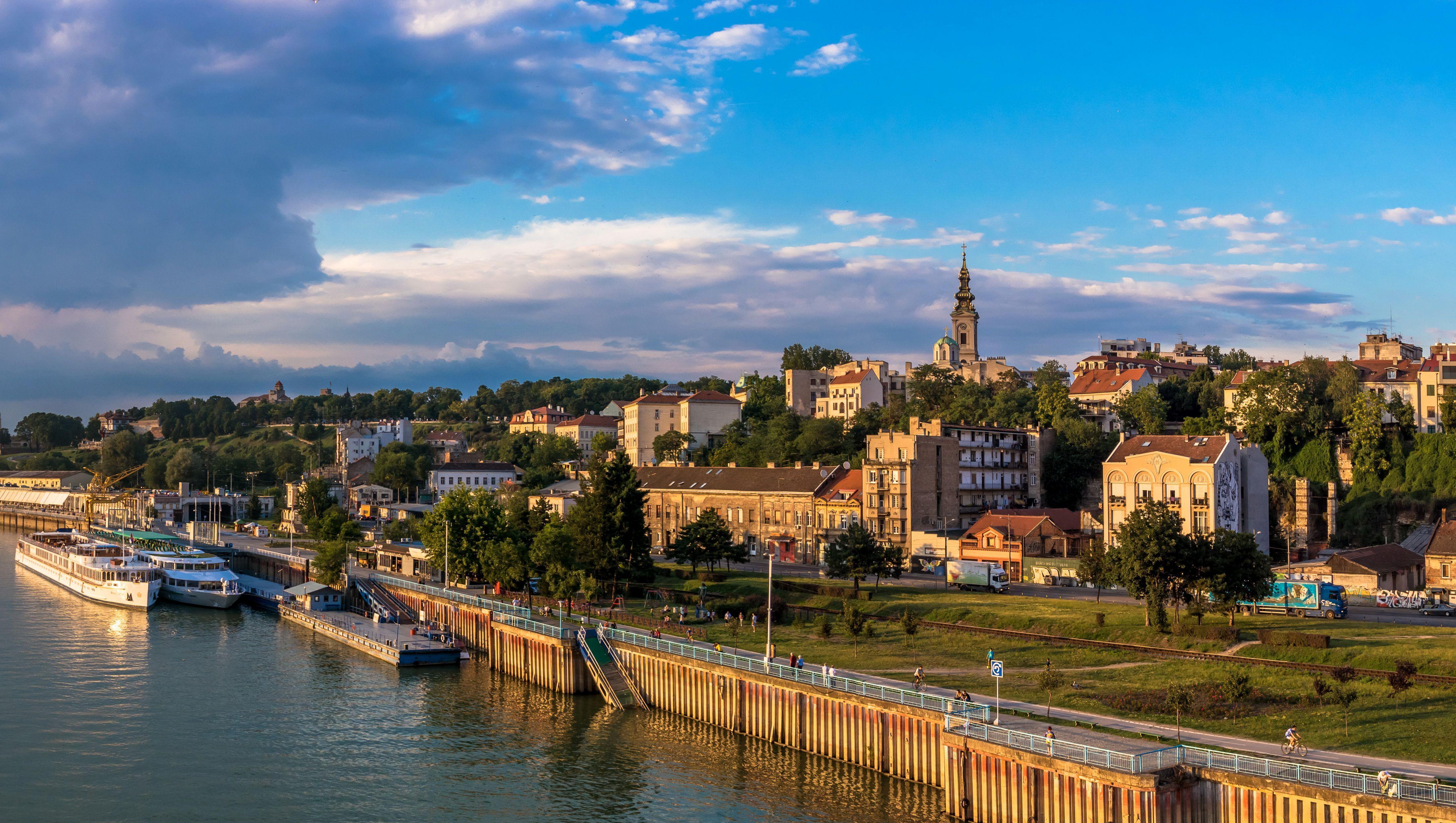 Photos Serbia Belgrade Sky Berth Rivers Cities Houses 4420x2500