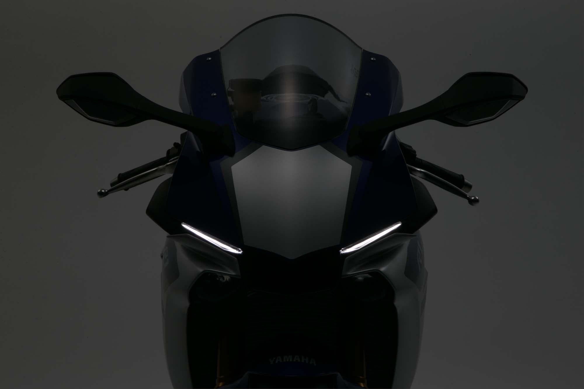 Yamaha YZF R1M Archives & Rubber
