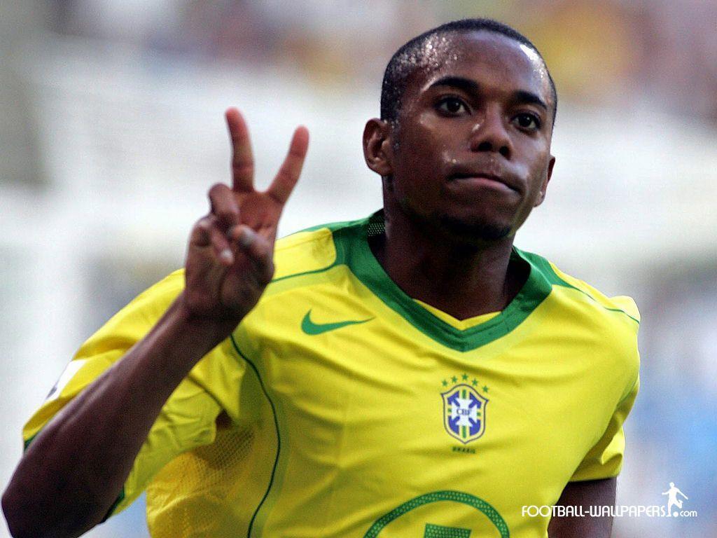 Football Unlimited: Robinho Wallpaper