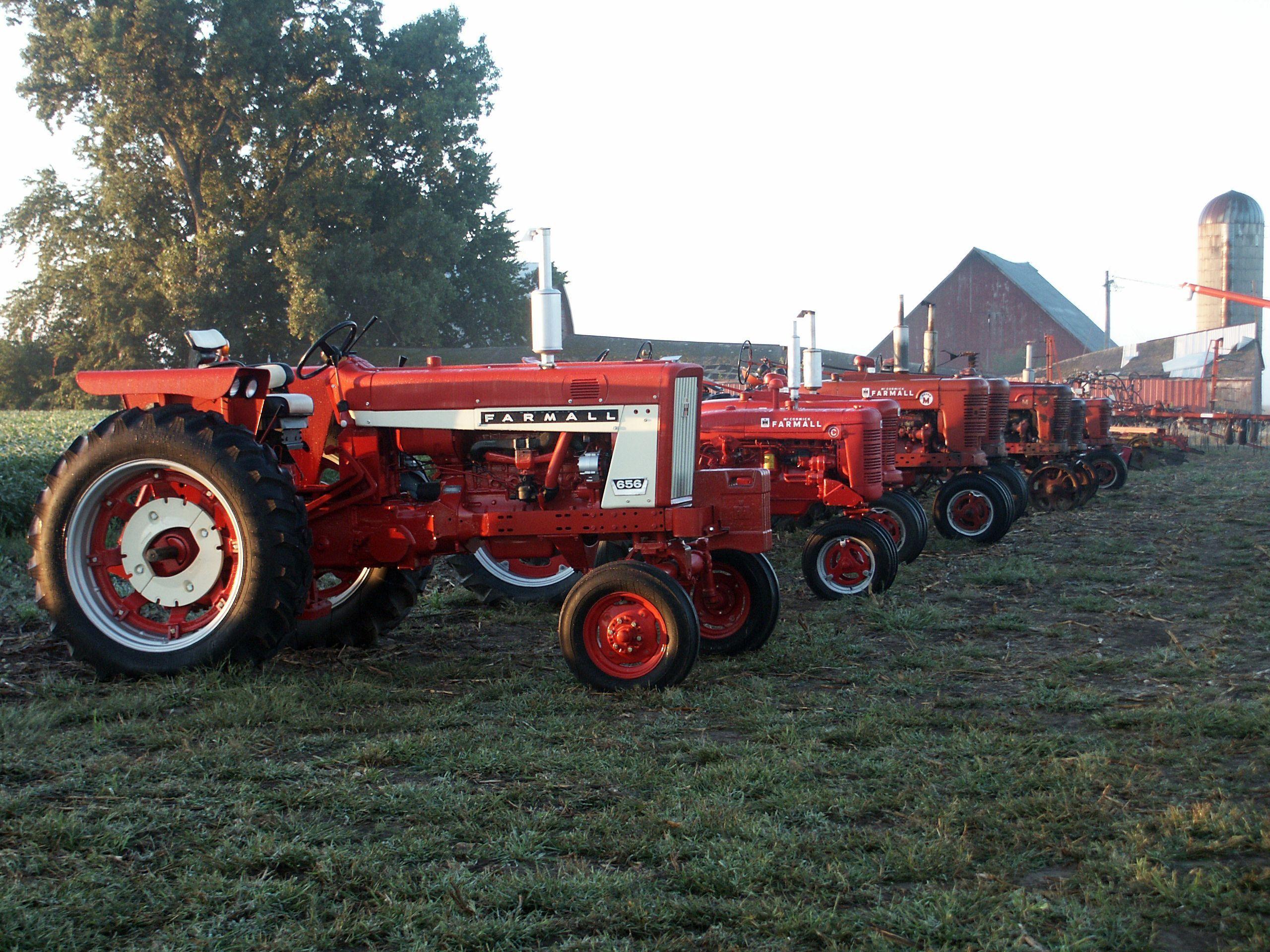Free picture: farmall, tractors