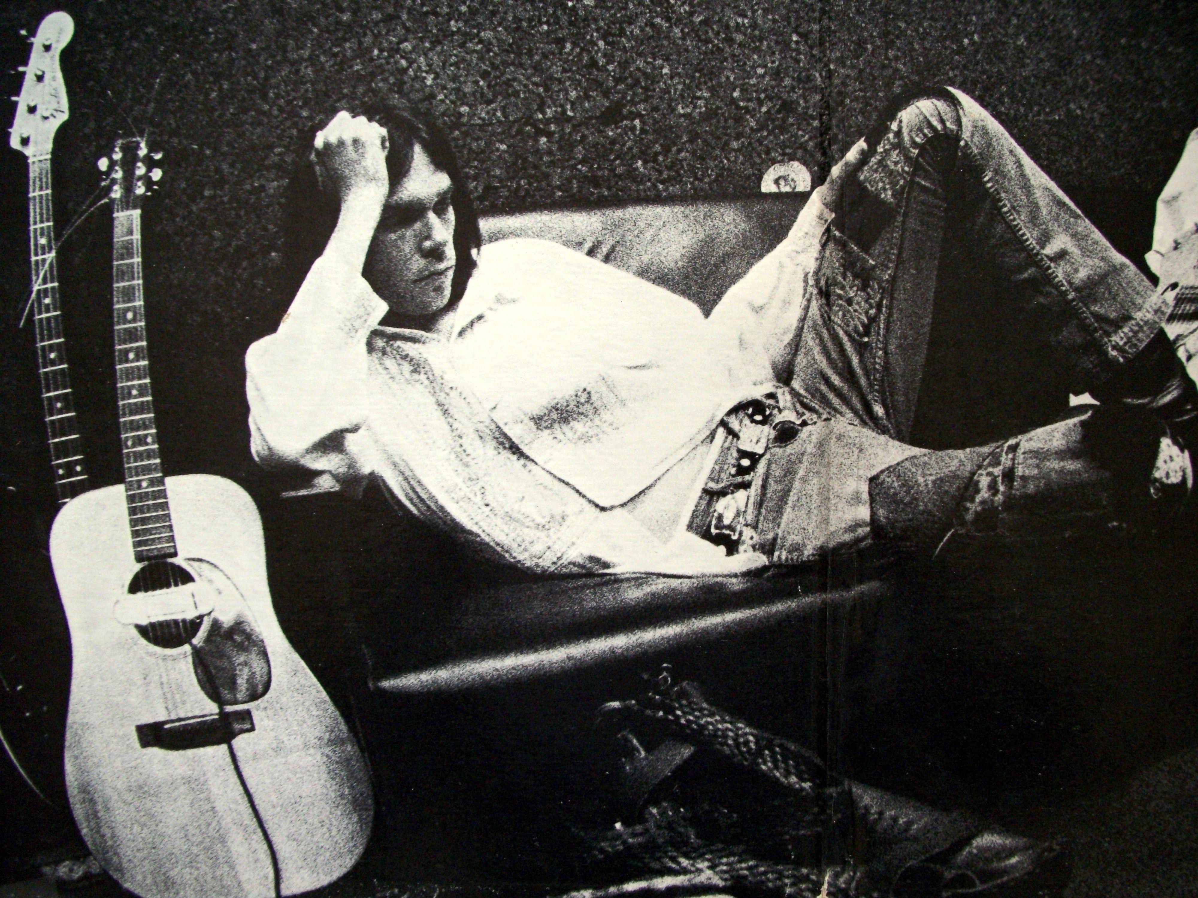 High Resolution Wallpaper = neil young picture, 3130 kB