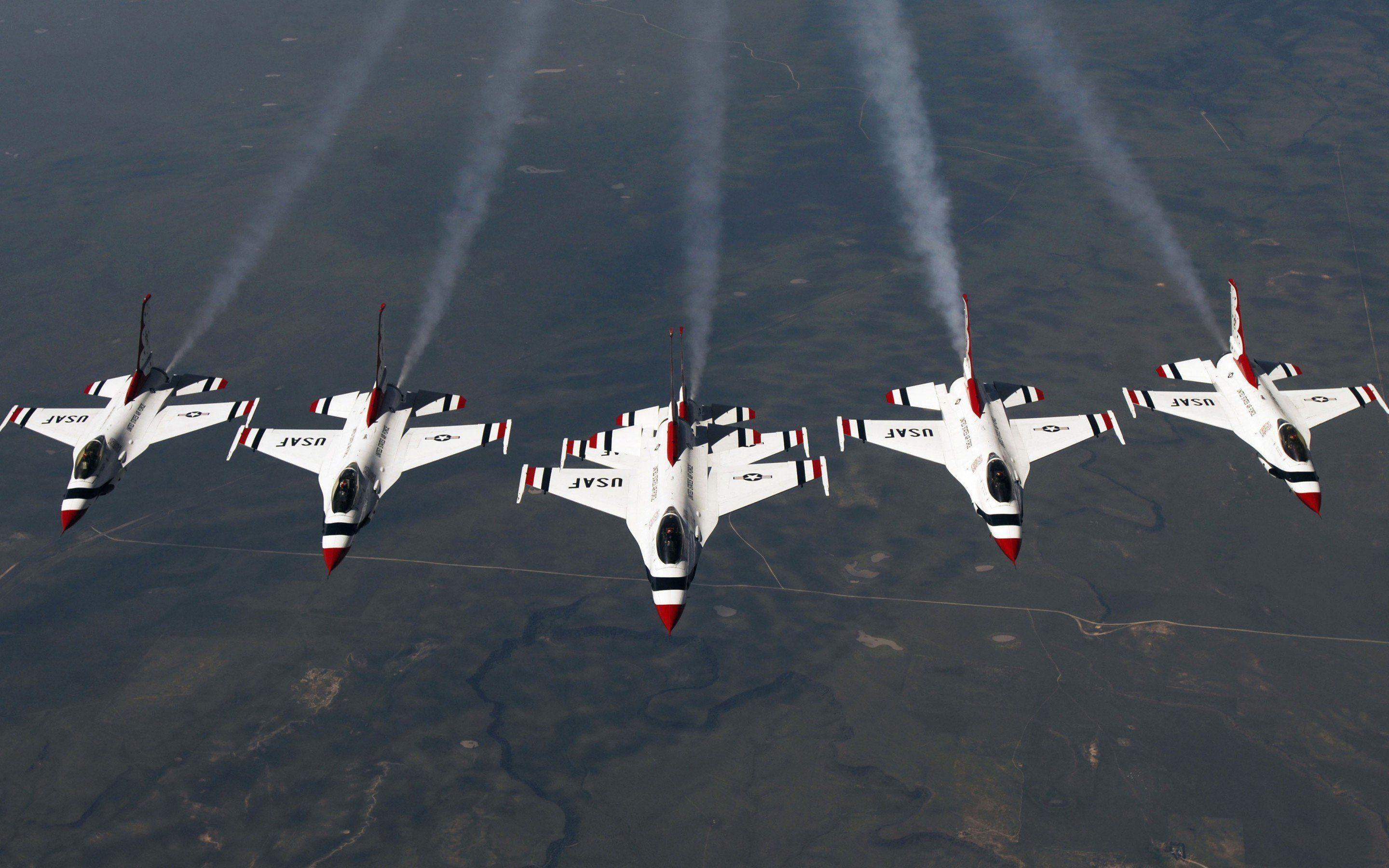 F 16 Thunderbirds Wallpaper