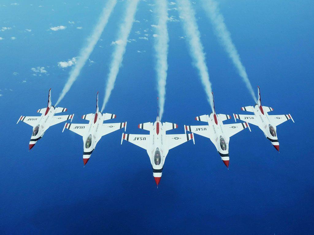 F 16 Thunderbirds Military Aircraft Wallpaper. Desktop Wallpaper
