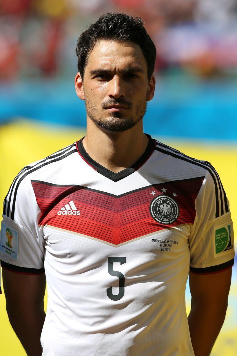 324x324px Awesome Mats Hummels background 34