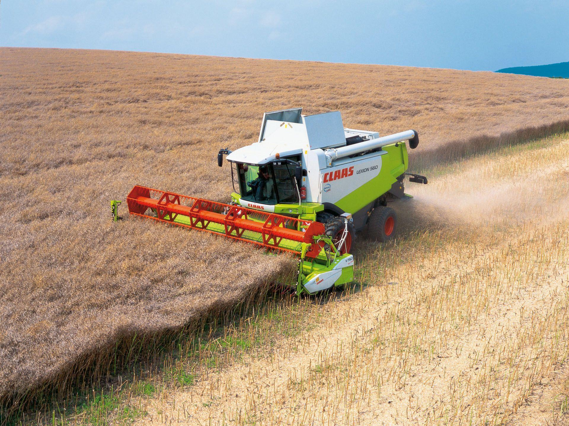Claas Lexion picture # 54747. Claas photo gallery