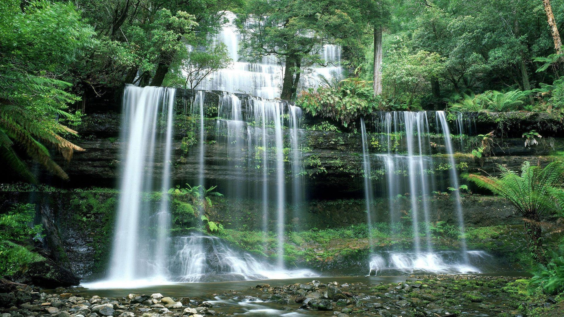 Beautiful Waterfall Photo HD Wallpaper Free