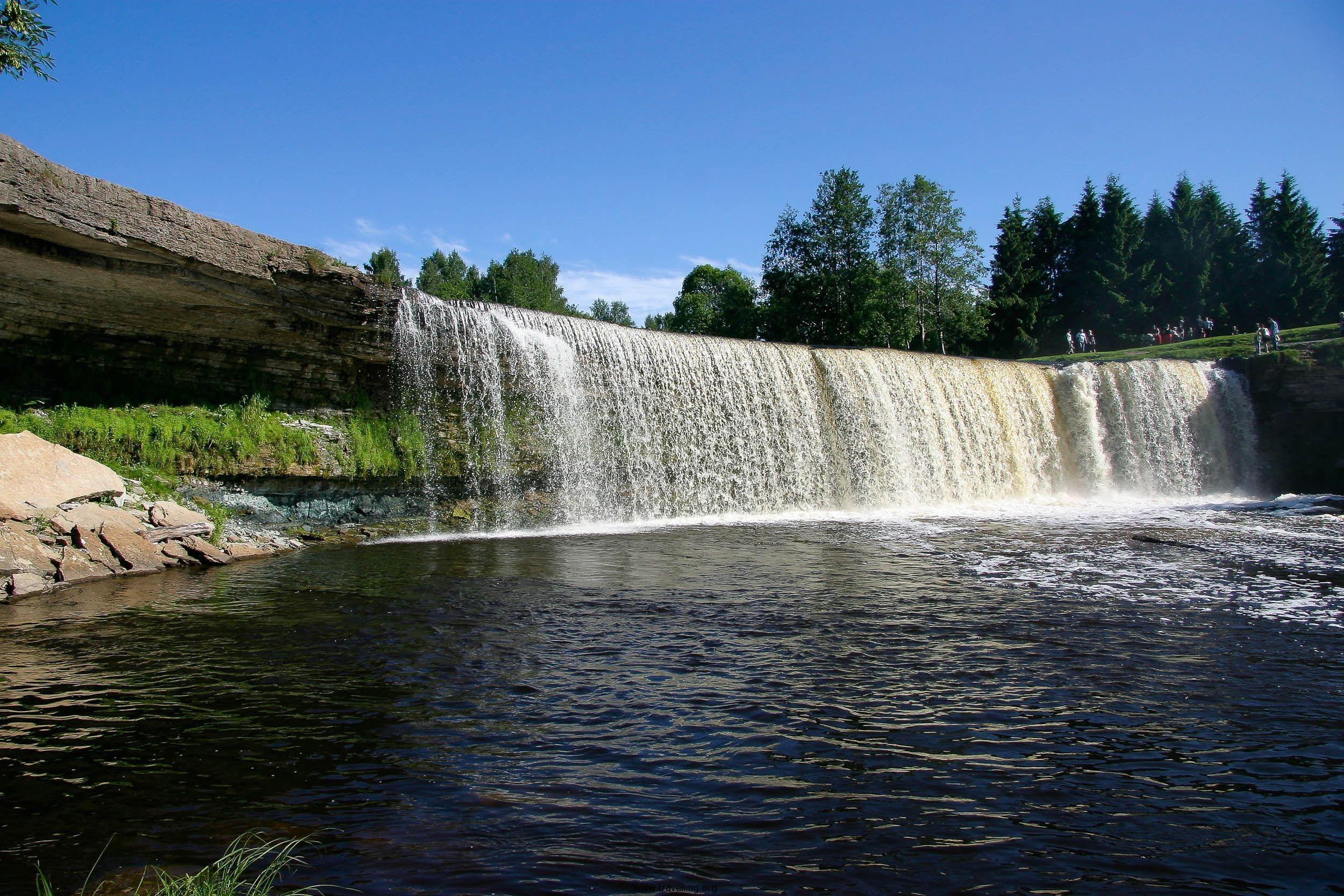 Find out: Natural Waterfall HD Background wallpaper