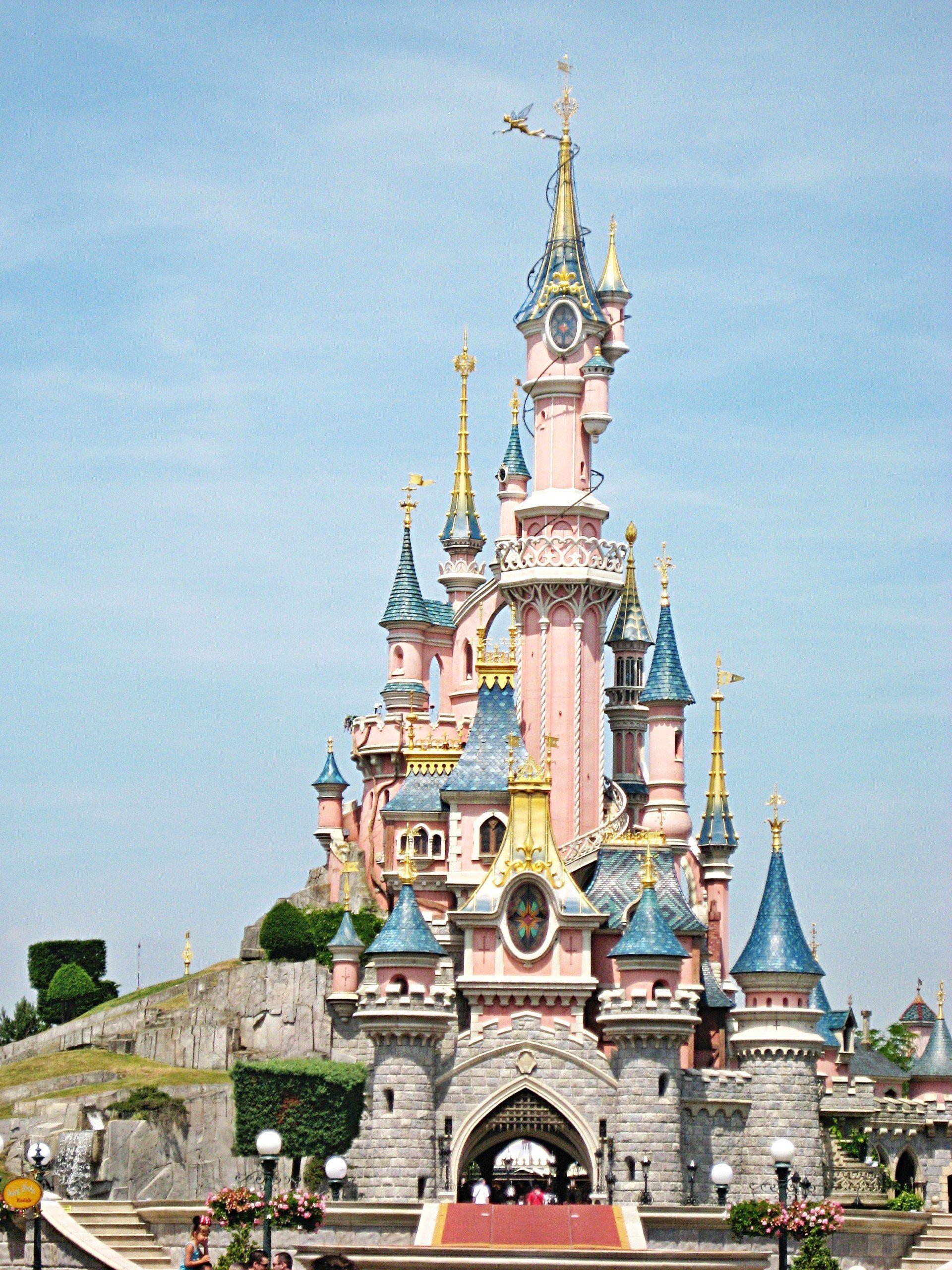 Download Rapunzel's Castle In Disneyland Paris Wallpaper