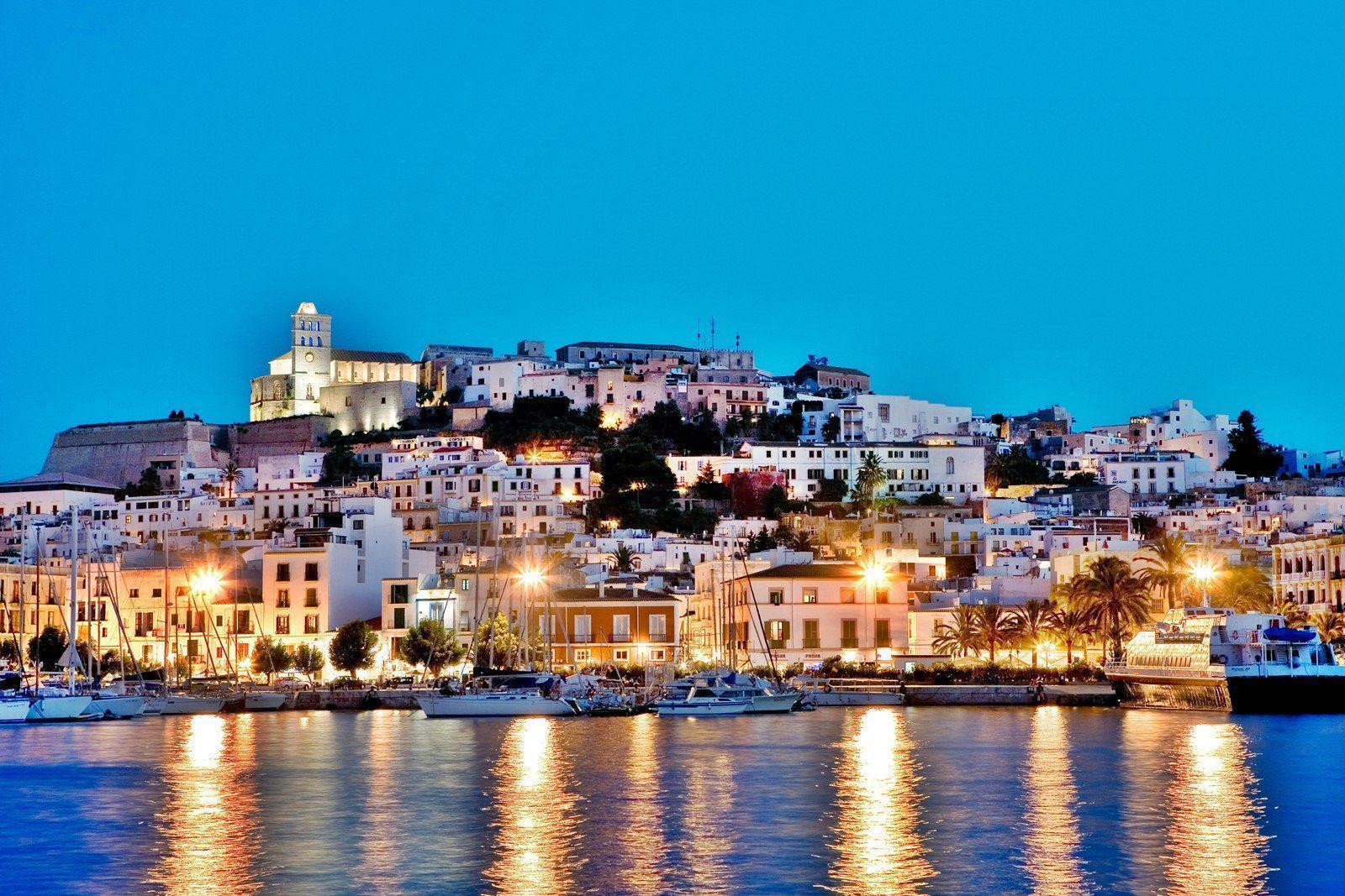 You Hotels.com: Travel Guide For Ibiza Town Ciutat D
