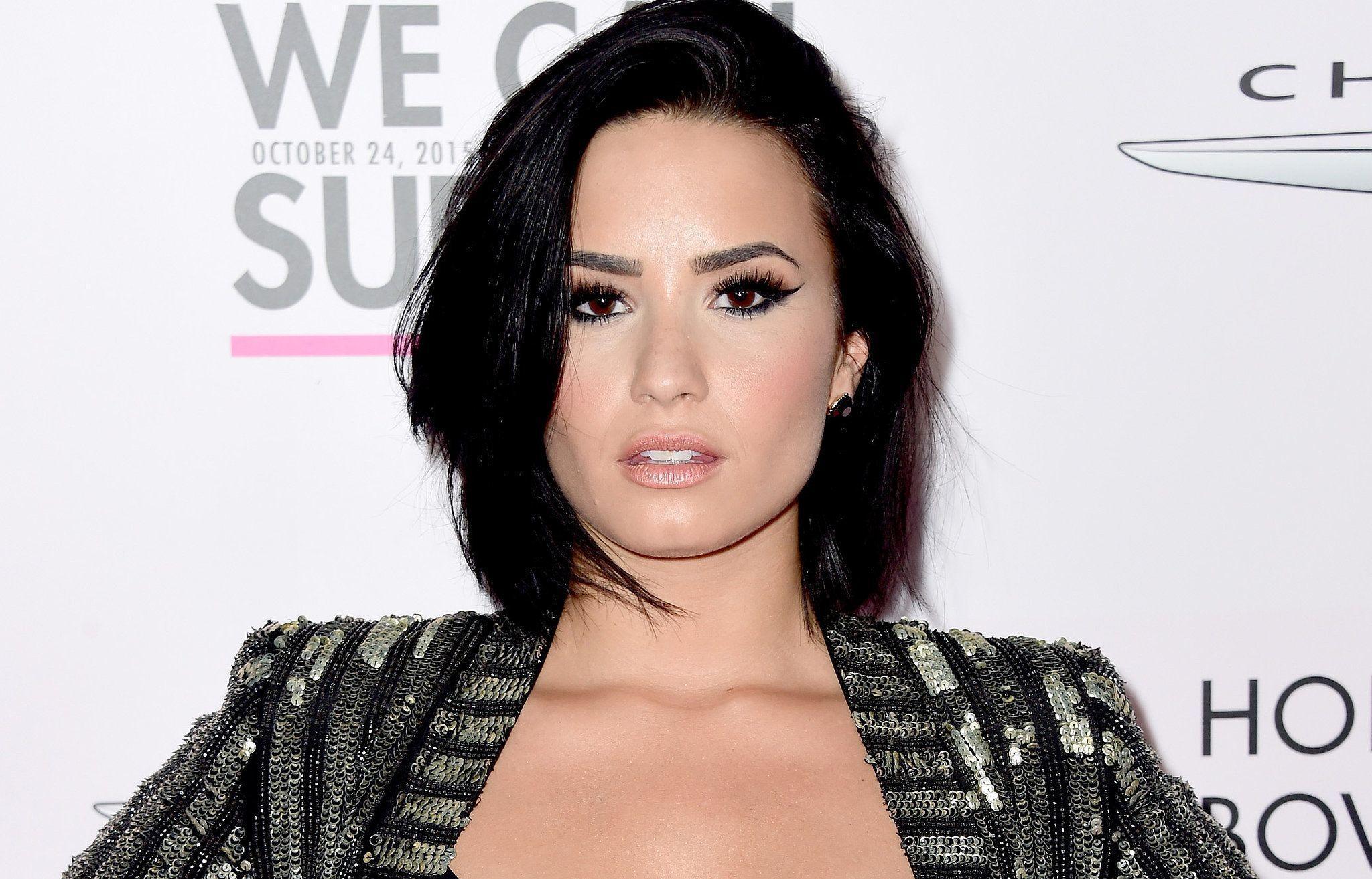 Demi Lovato Hd Wallpaper 11. Demi Lovato HD Wallpaper