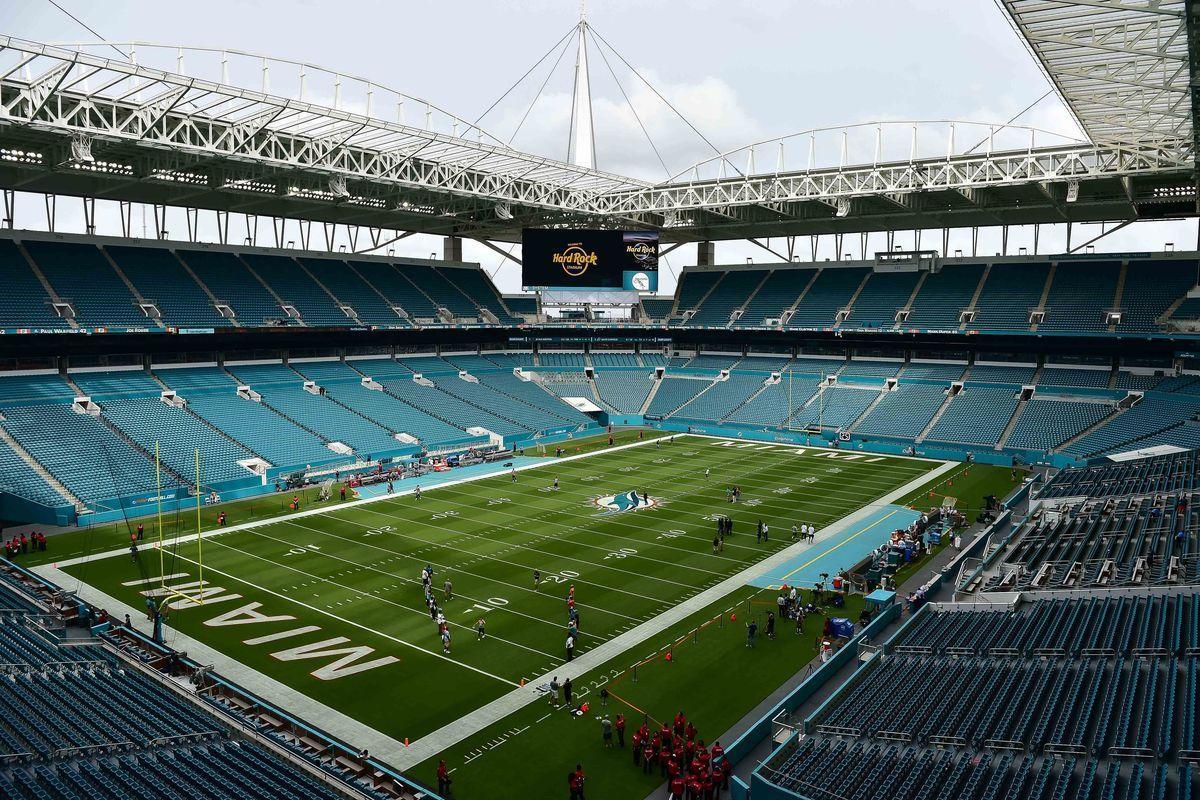 Welcome to the Rock: Dolphins play in Hard Rock Stadium for first