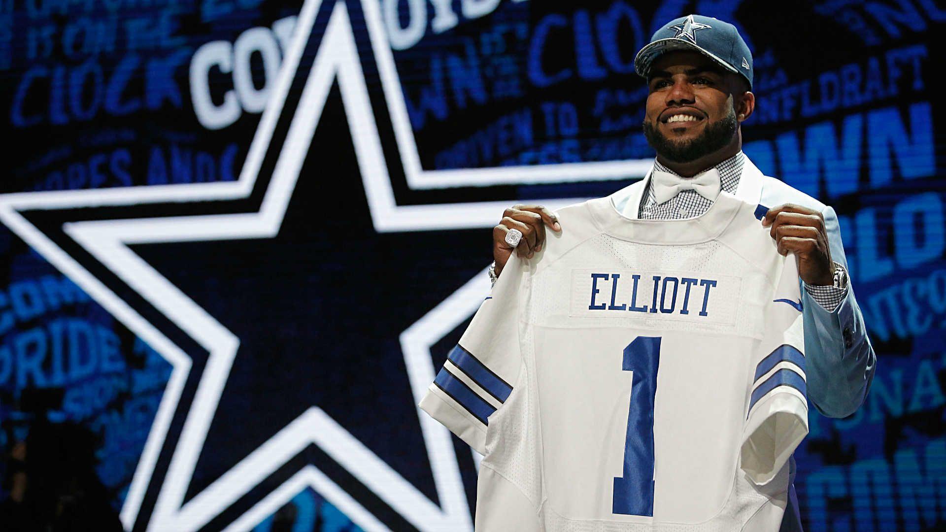 Cowboys' Ezekiel Elliott already leads NFL with crazy jersey sales