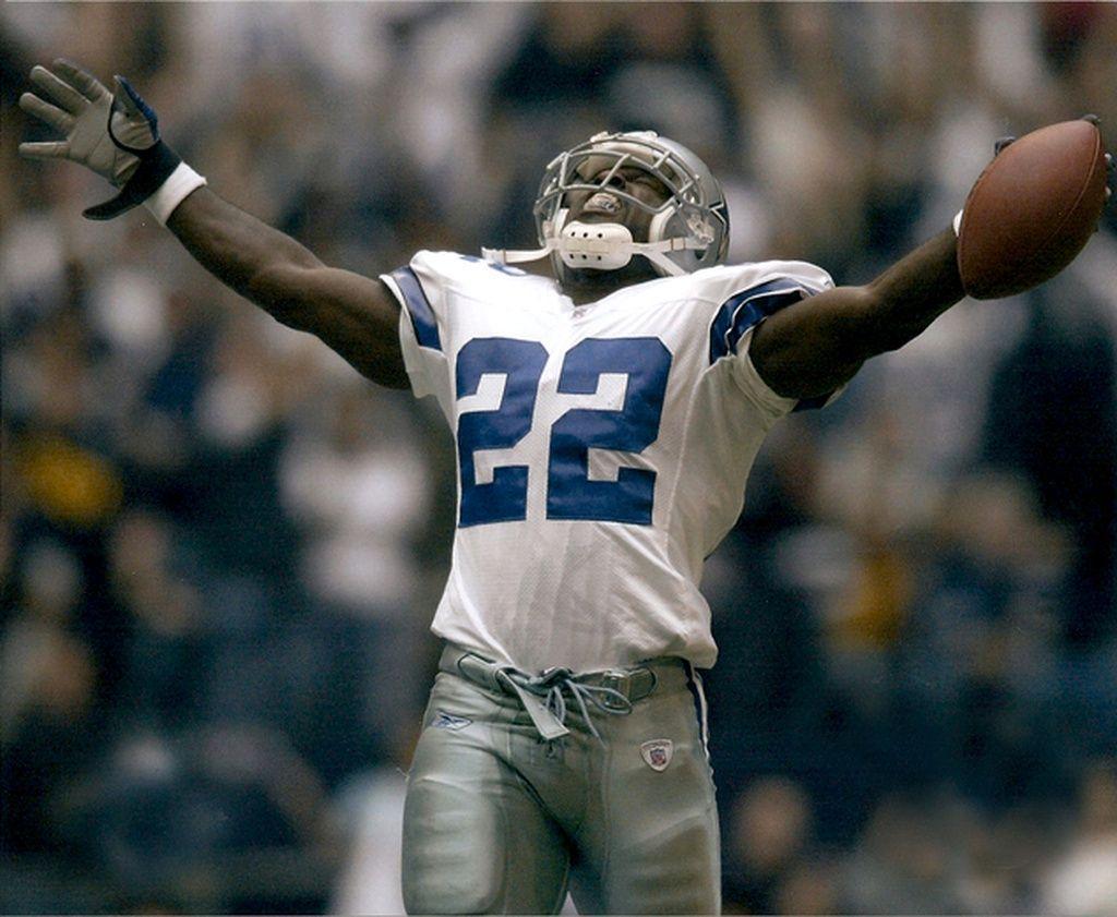 Enjoy our wallpaper of the month!!! Emmitt Smith