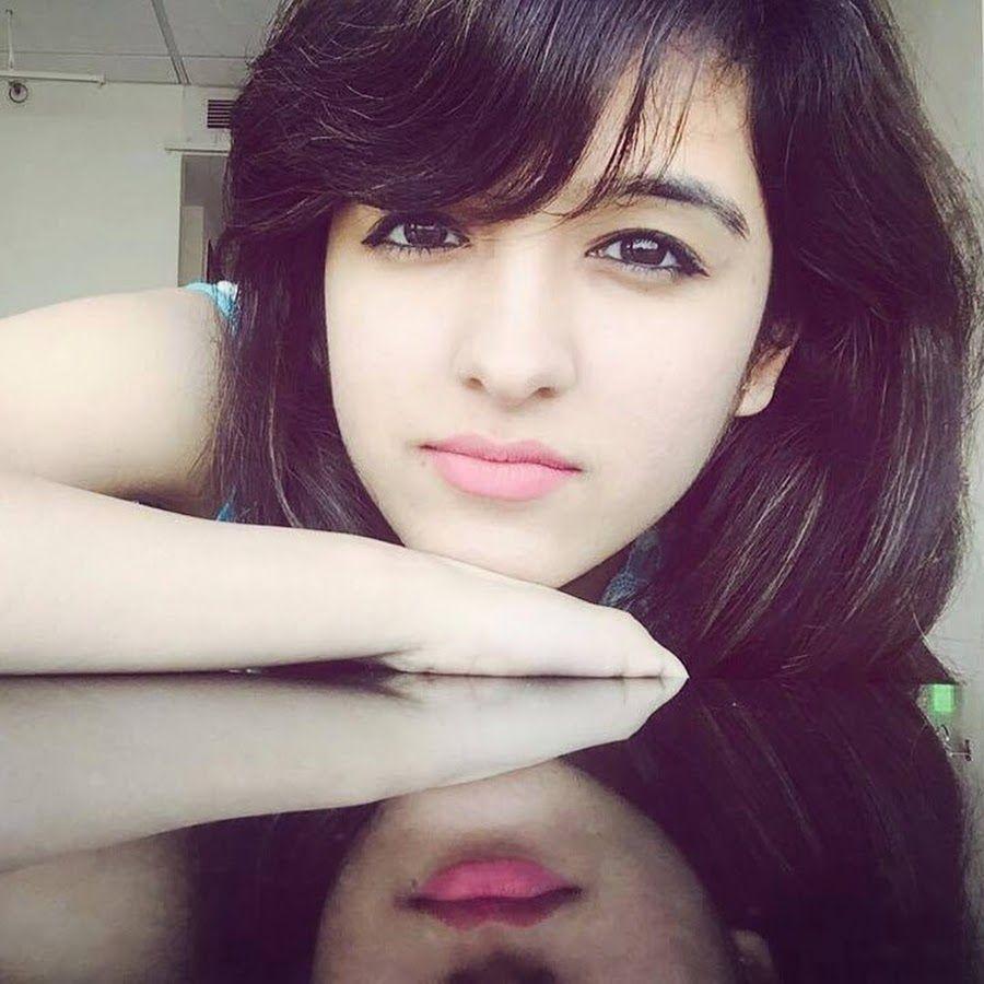 Shirley Setia HD Desktop Wallpaper 42048 - Baltana