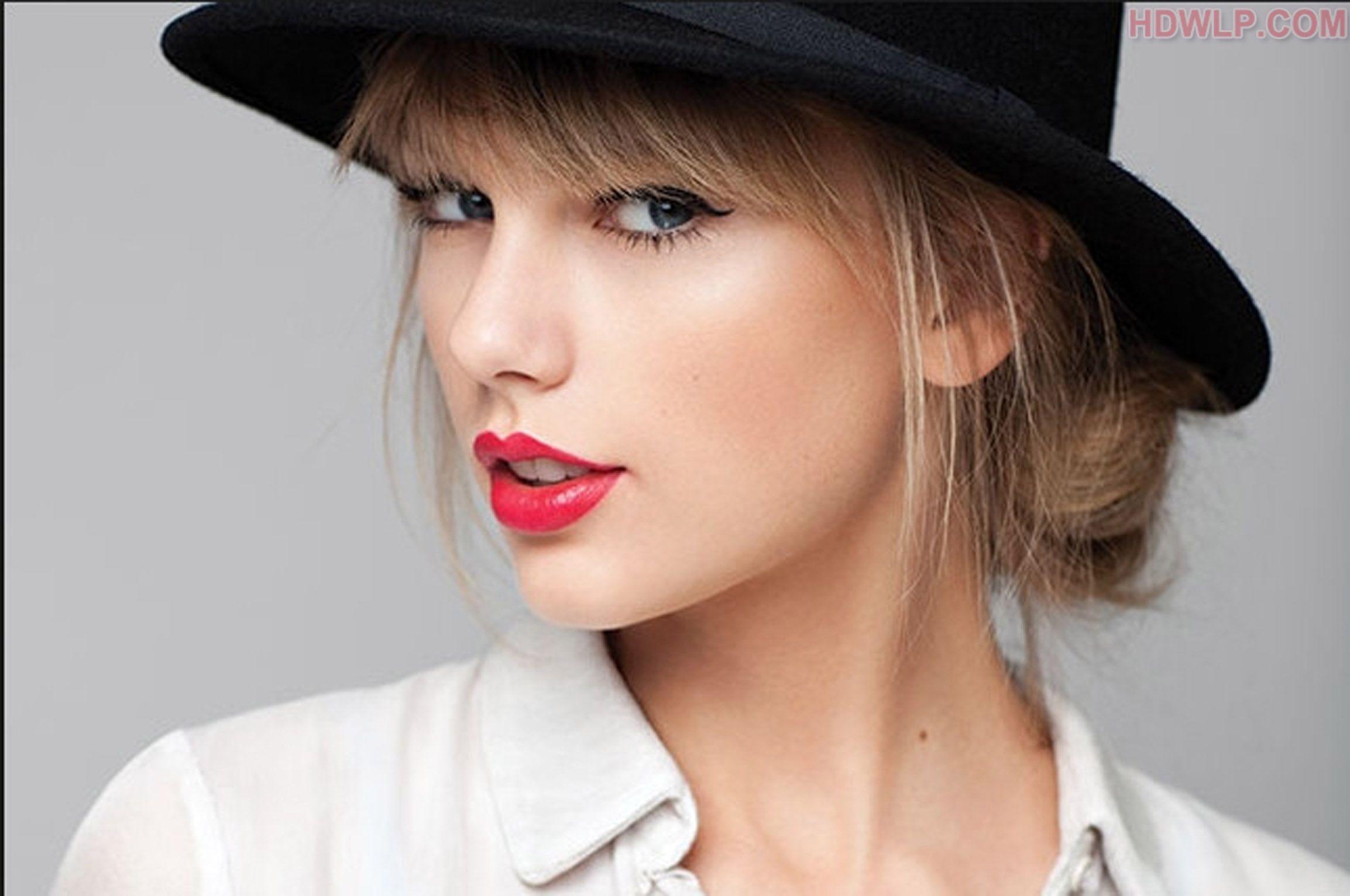 Taylor Swift HD Wallpaper