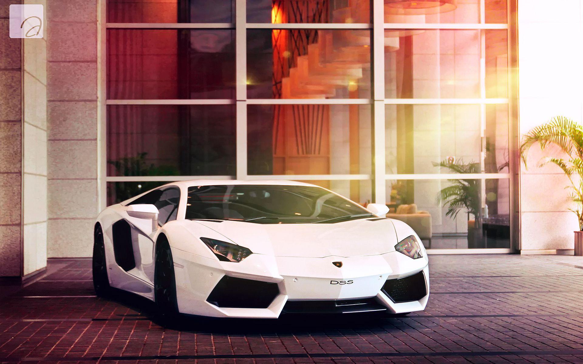 Lamborghini Aventador LP 700 4 Wallpaper