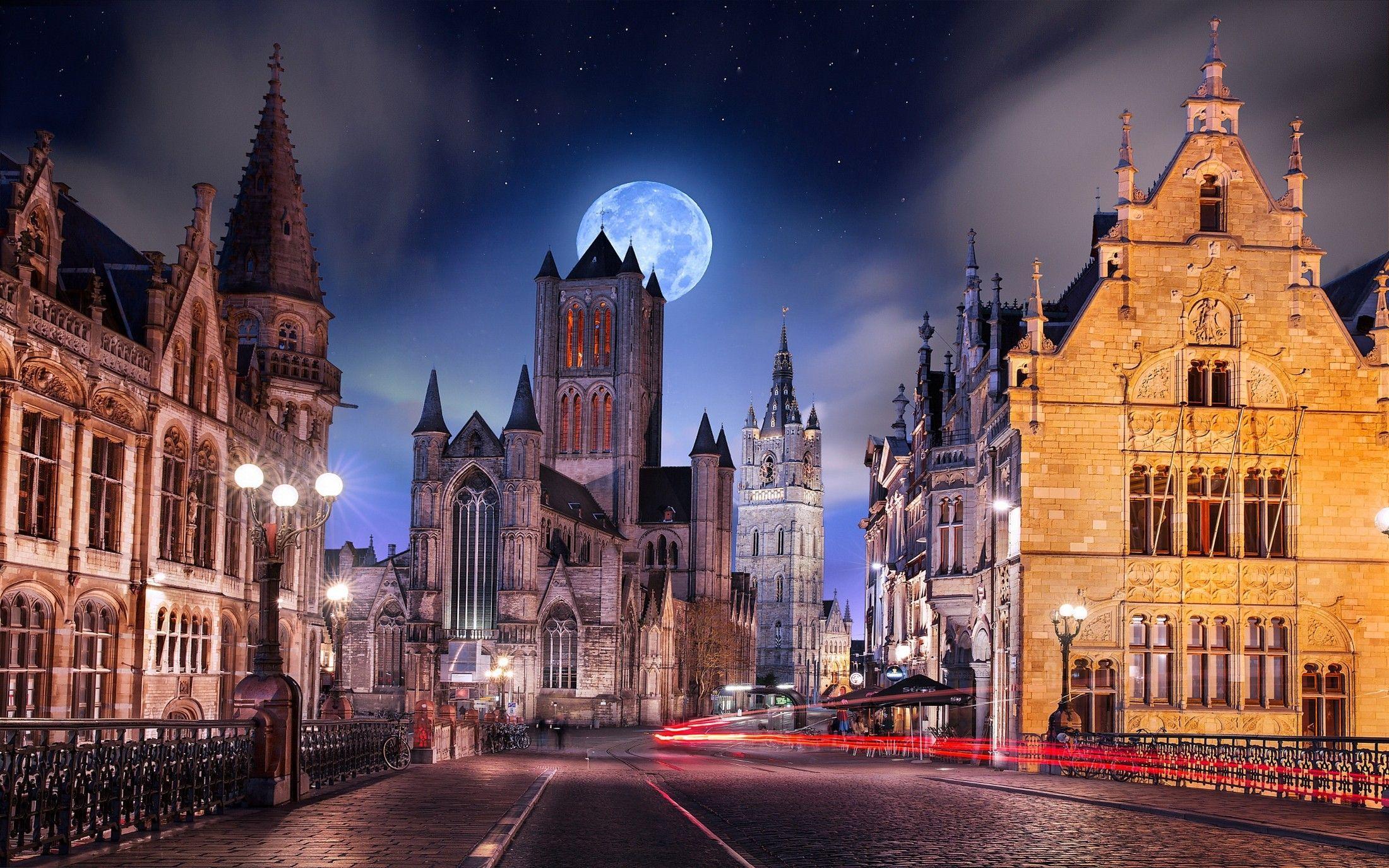 Gothic Architecture. Photography HD 4k Wallpaper