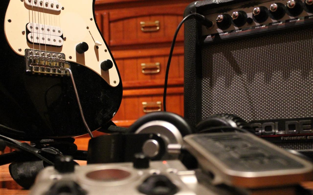 Headphones guitars music bands band effects amplifiers amplifier