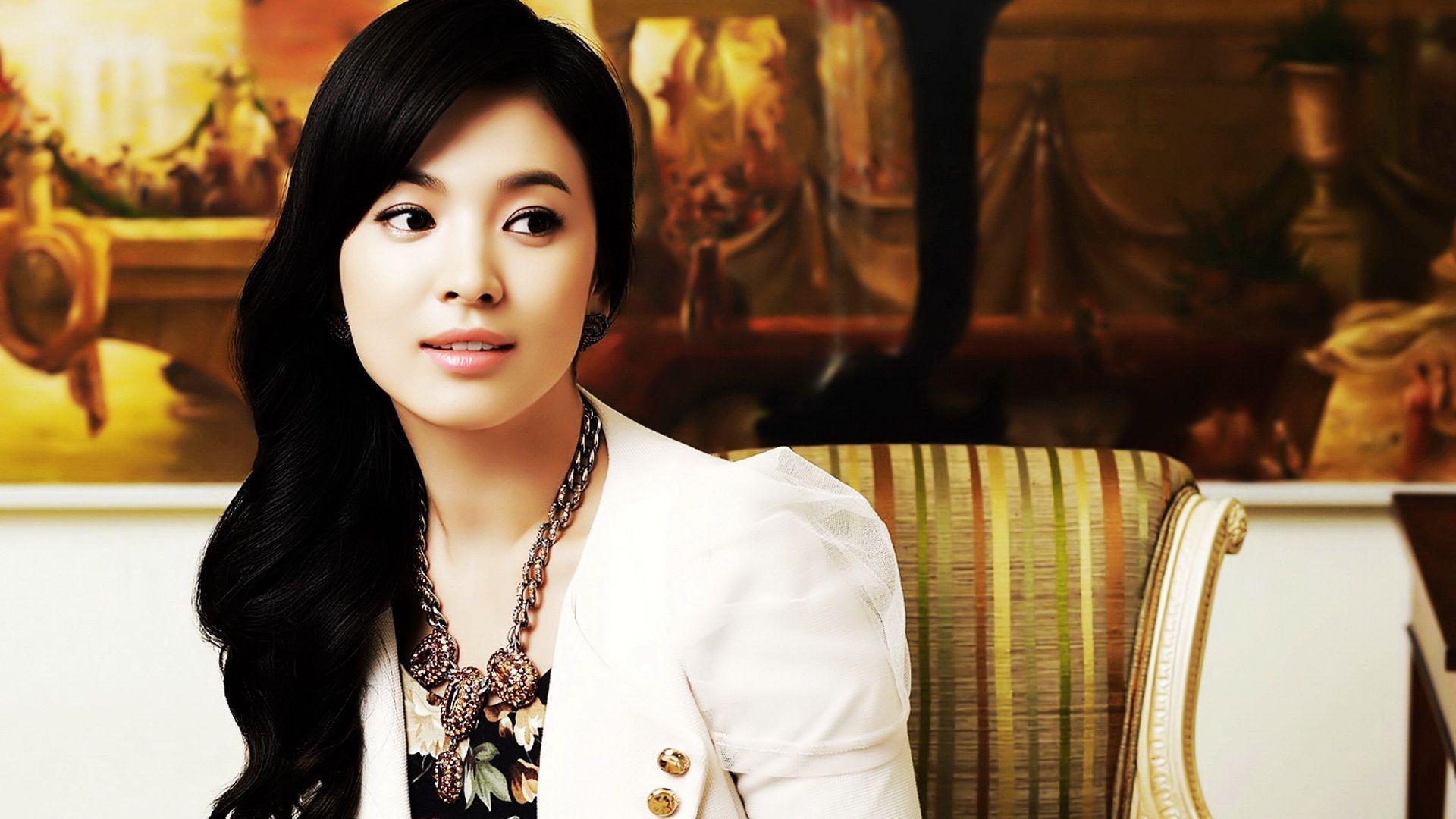 Song Hye Kyo Wallpaper