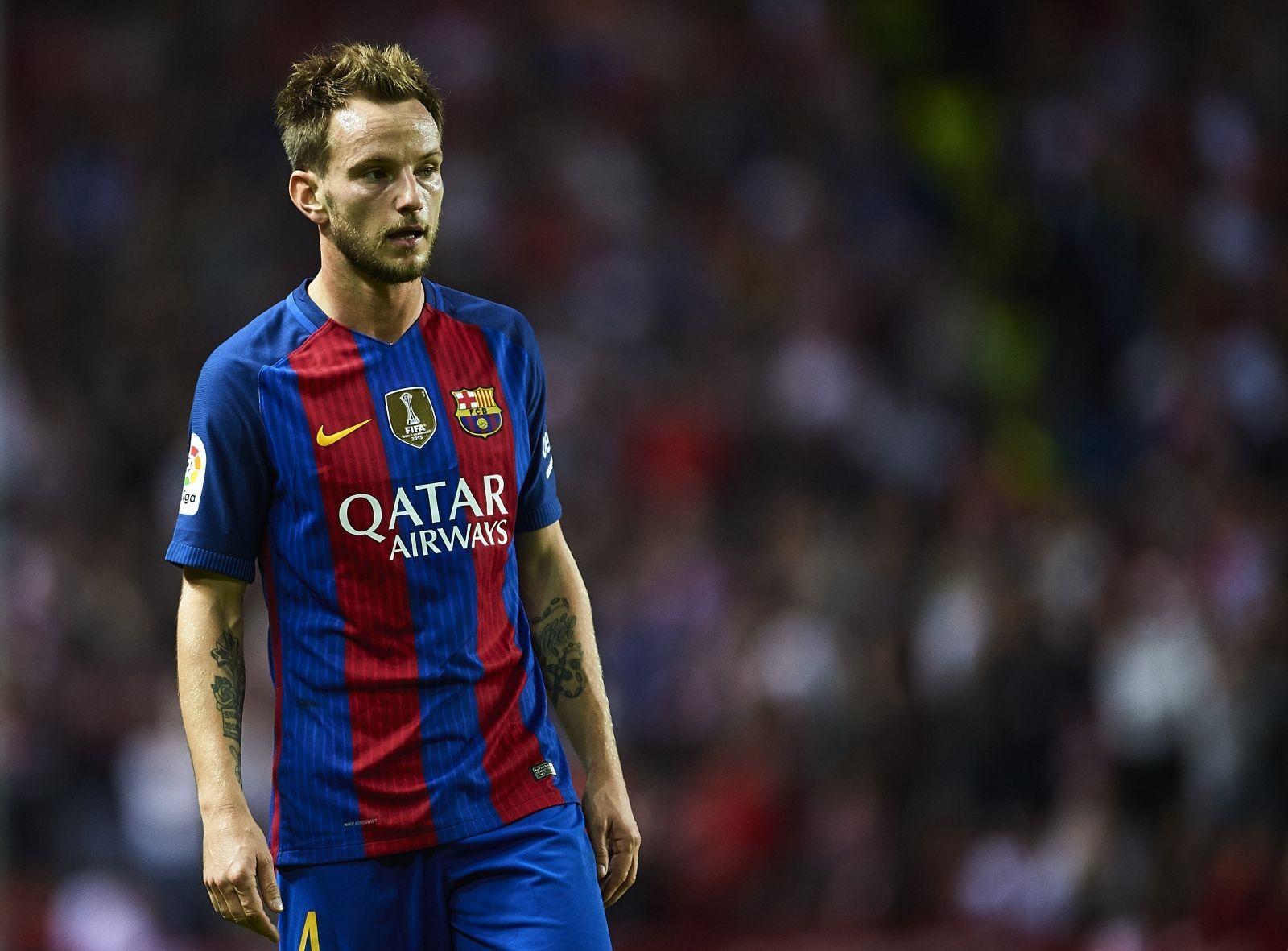 Ivan Rakitic: Barcelona star discusses 'new deal' amid Manchester