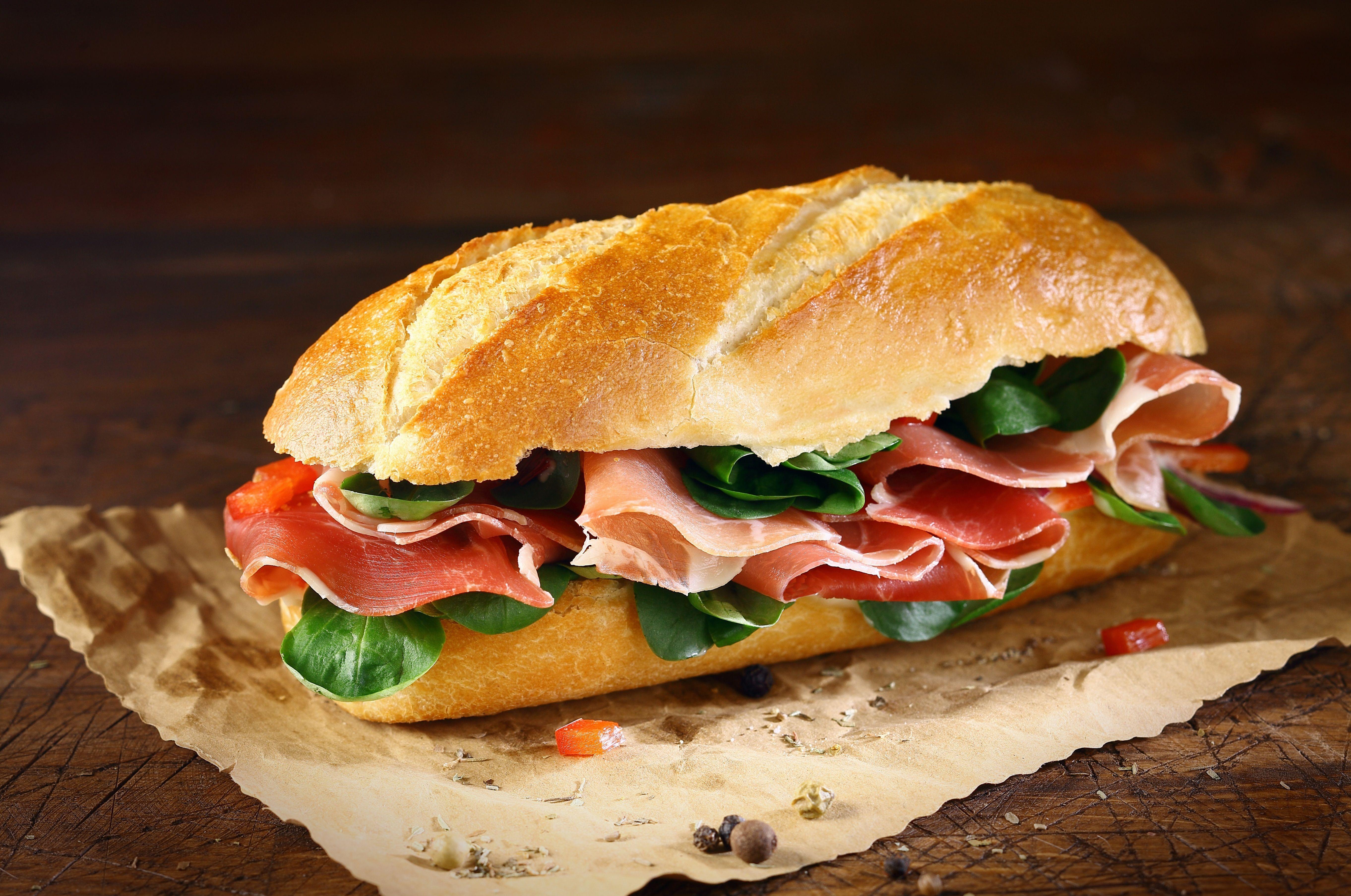 Download wallpaper pepper, bread, sandwich, sandwich, ham, baton