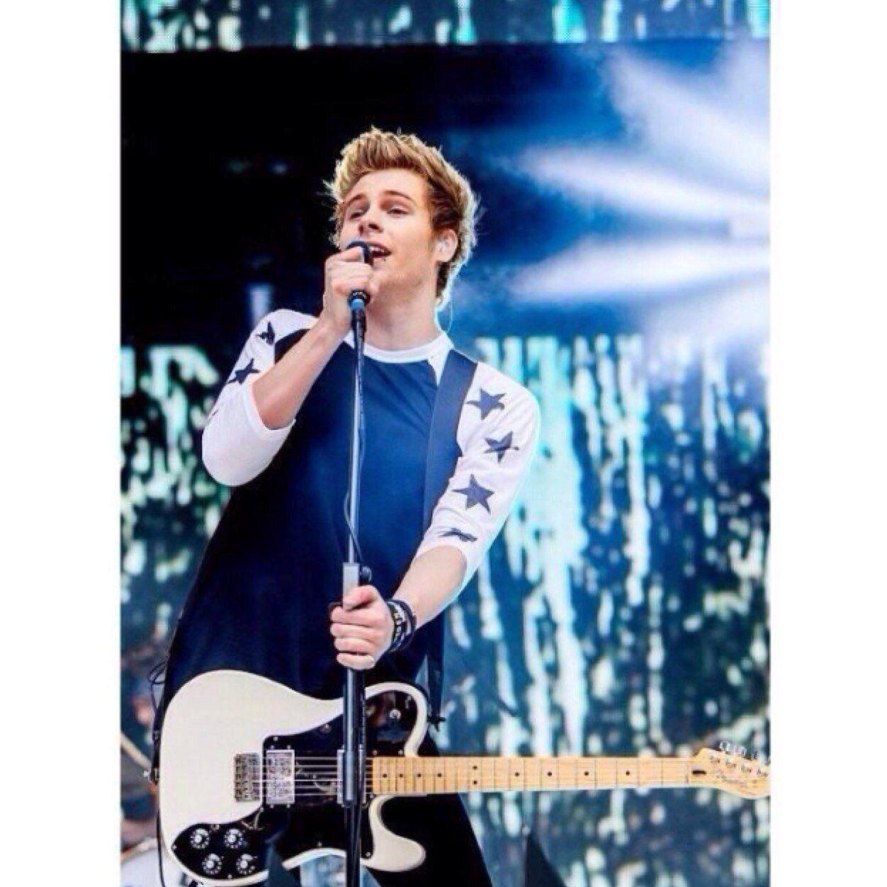 Luke Hemmings Wallpapers - Wallpaper Cave