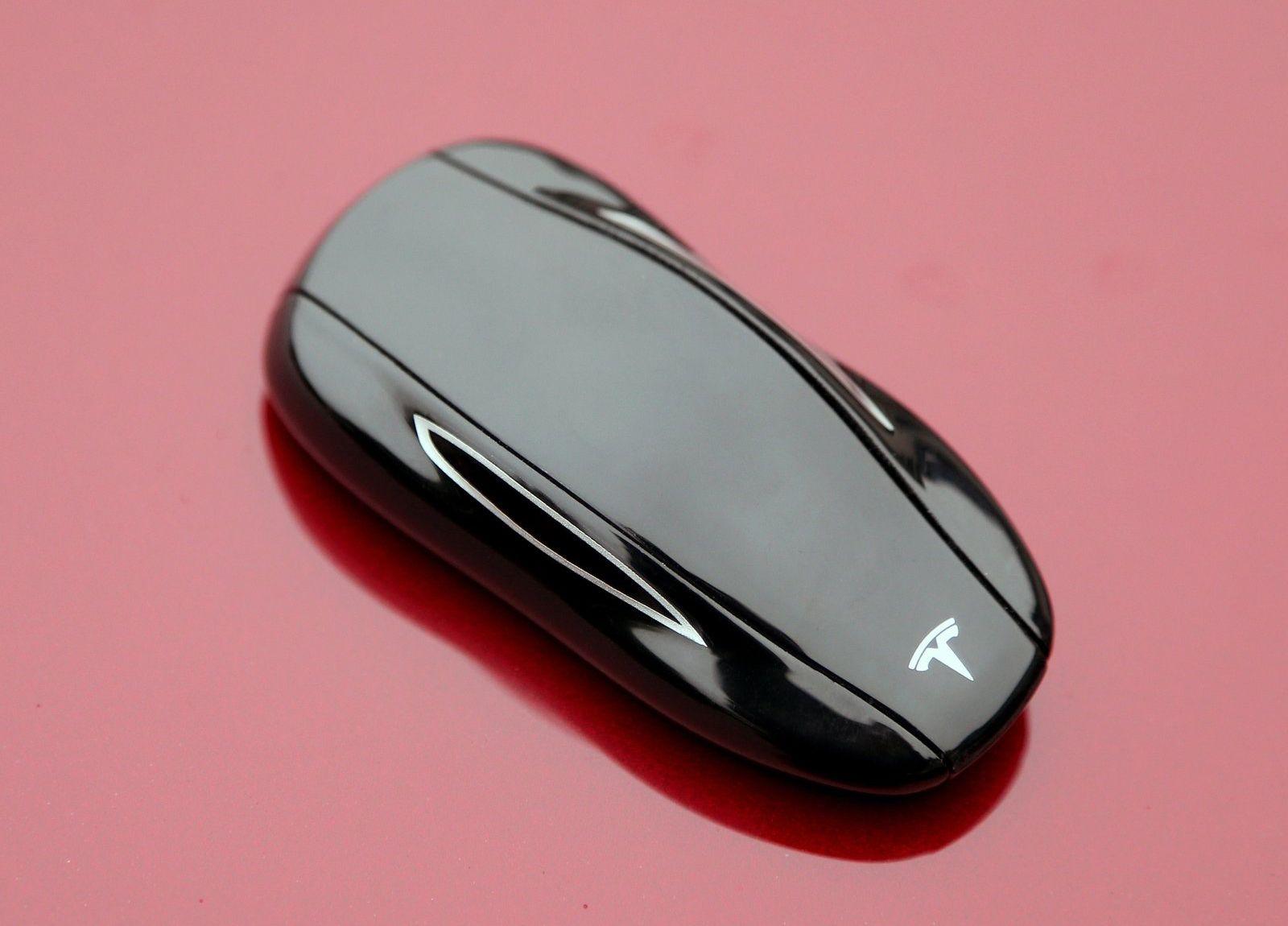 Tesla Model S Key. A mini Tesla.  lessonator.com. Tesla