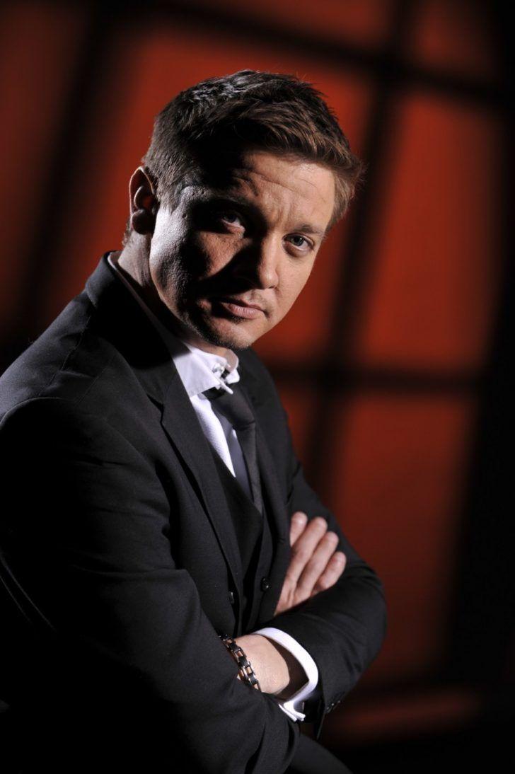 Grumpy Cat Jeremy Renner With Wallpaper Free