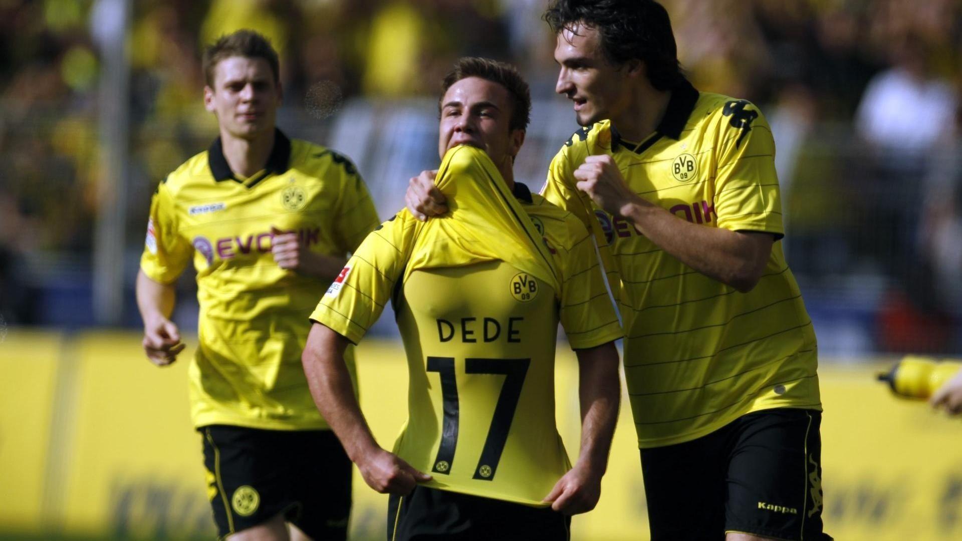 Football Wallpaper 1920x1200, Mario Gotze, Germany