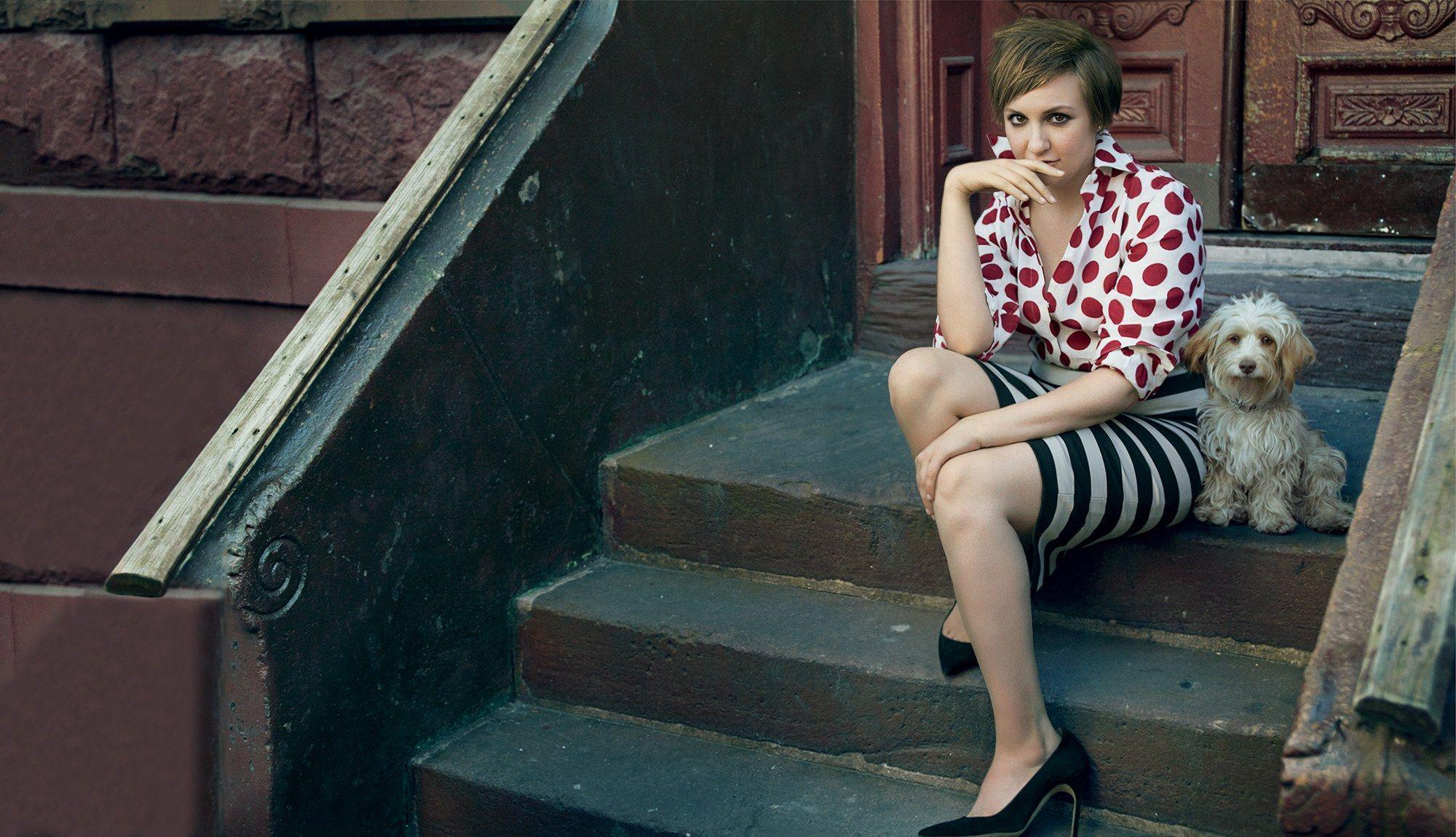 Get Lena Dunham's Wild Bathroom Wallpaper