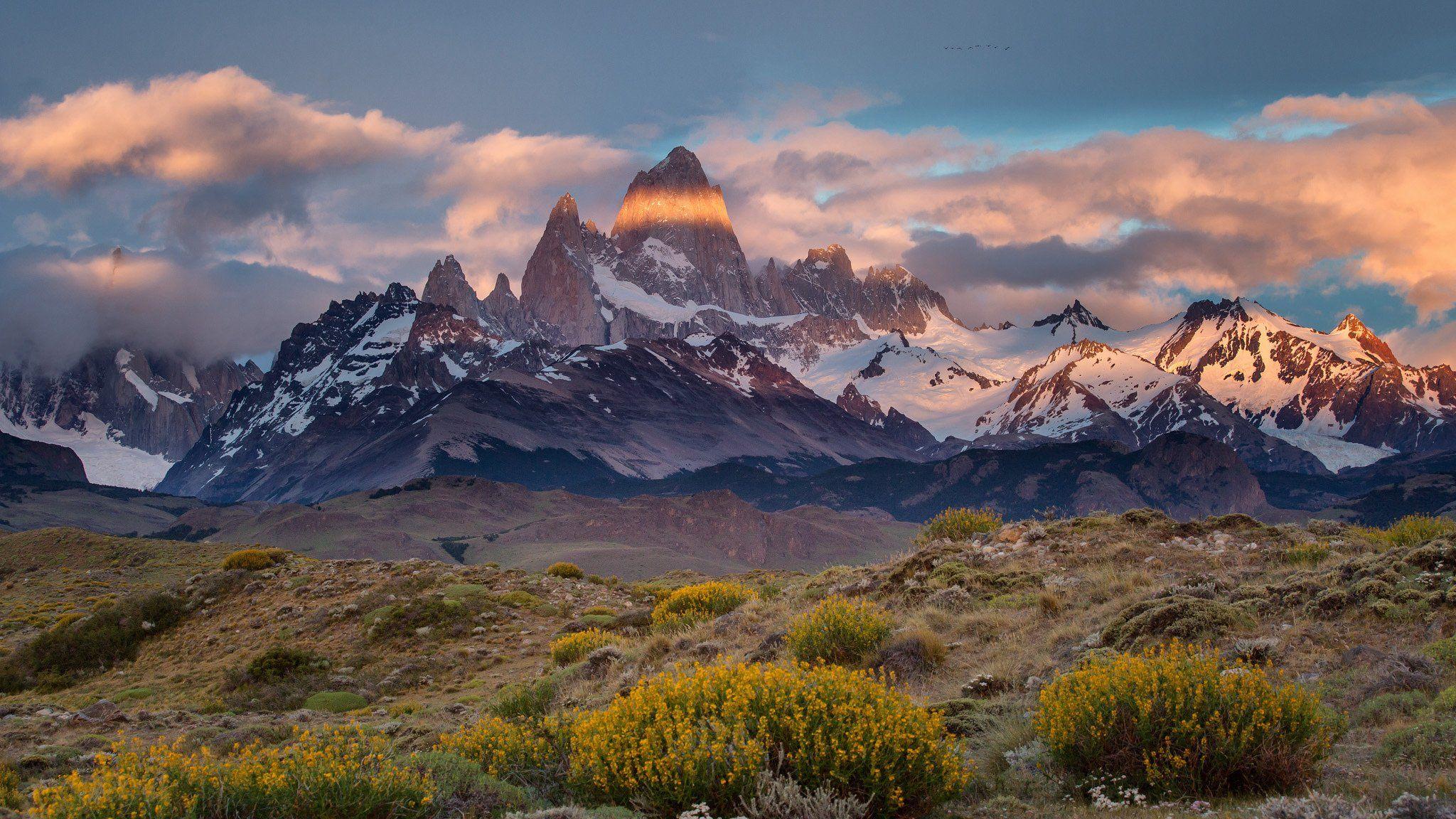 Argentina Chile border Patagonia Monte desert Mount Fitz Roy