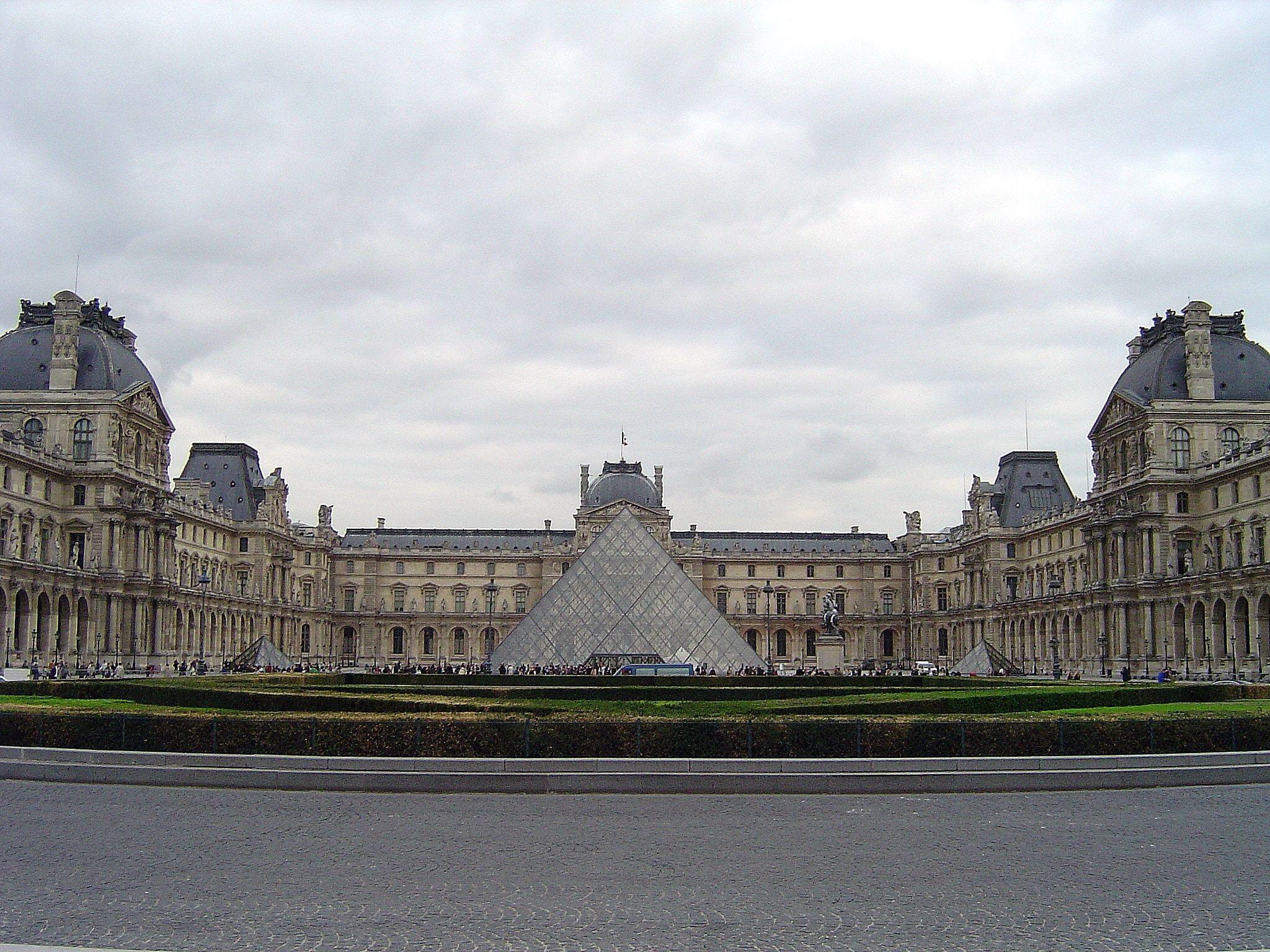 louvre museum free image