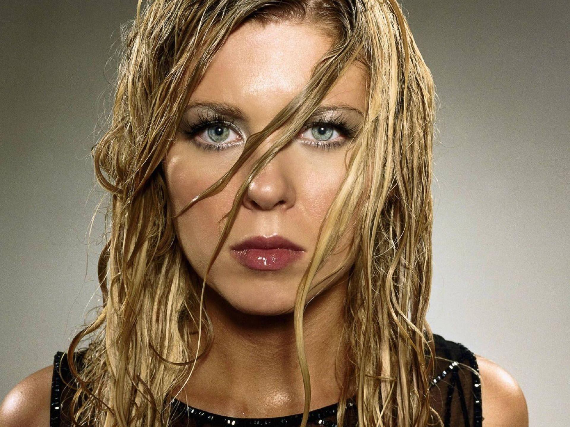 Tara Reid Wallpapers - Wallpaper Cave