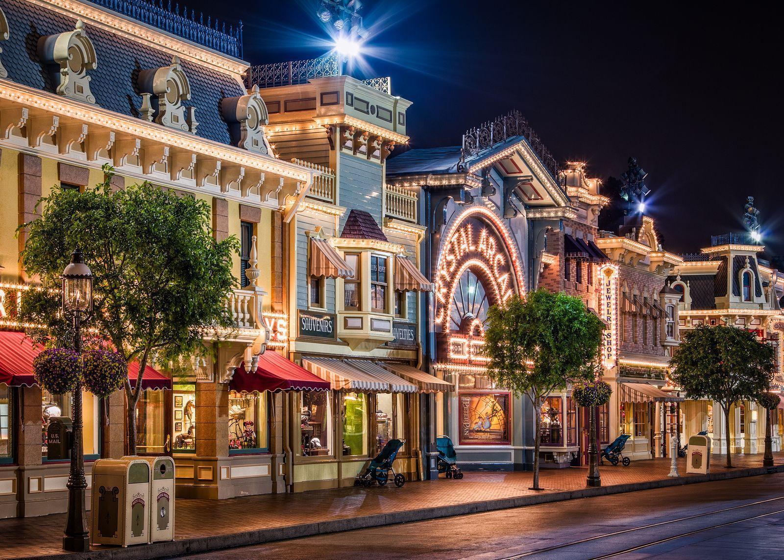 Disneyland HD Wallpaper