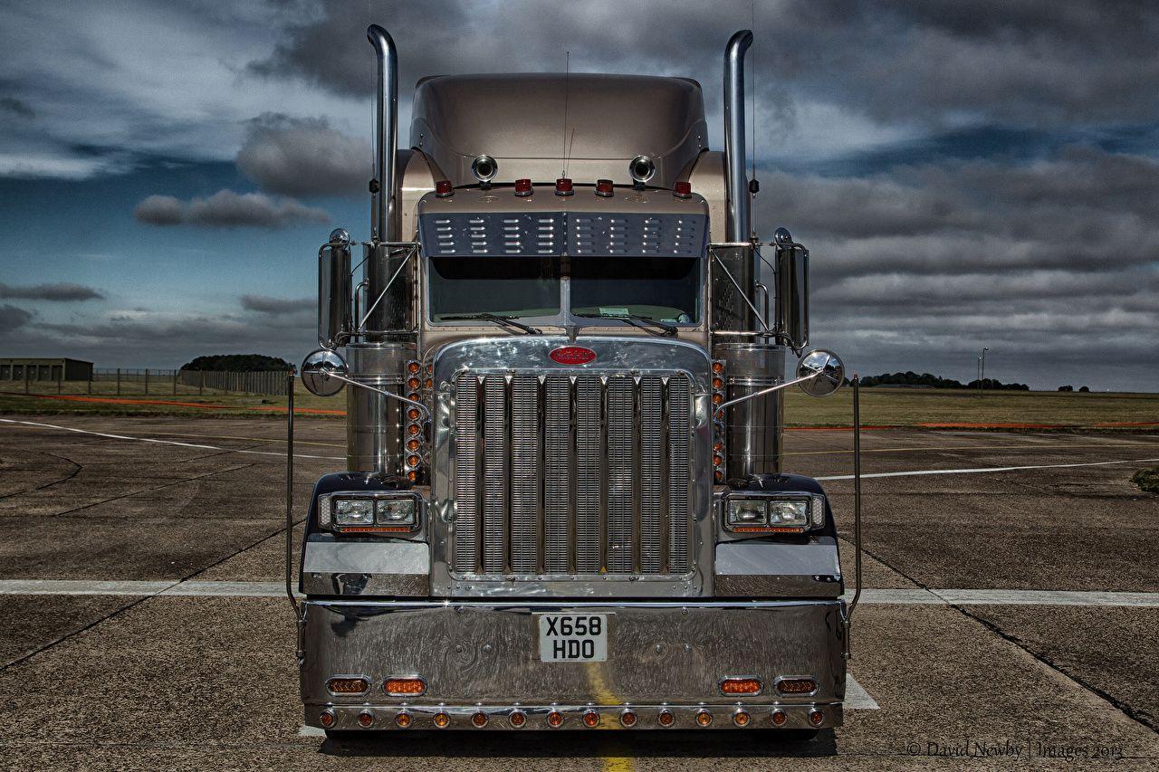 Wallpapers Peterbilt 379 truck APK for Android Download