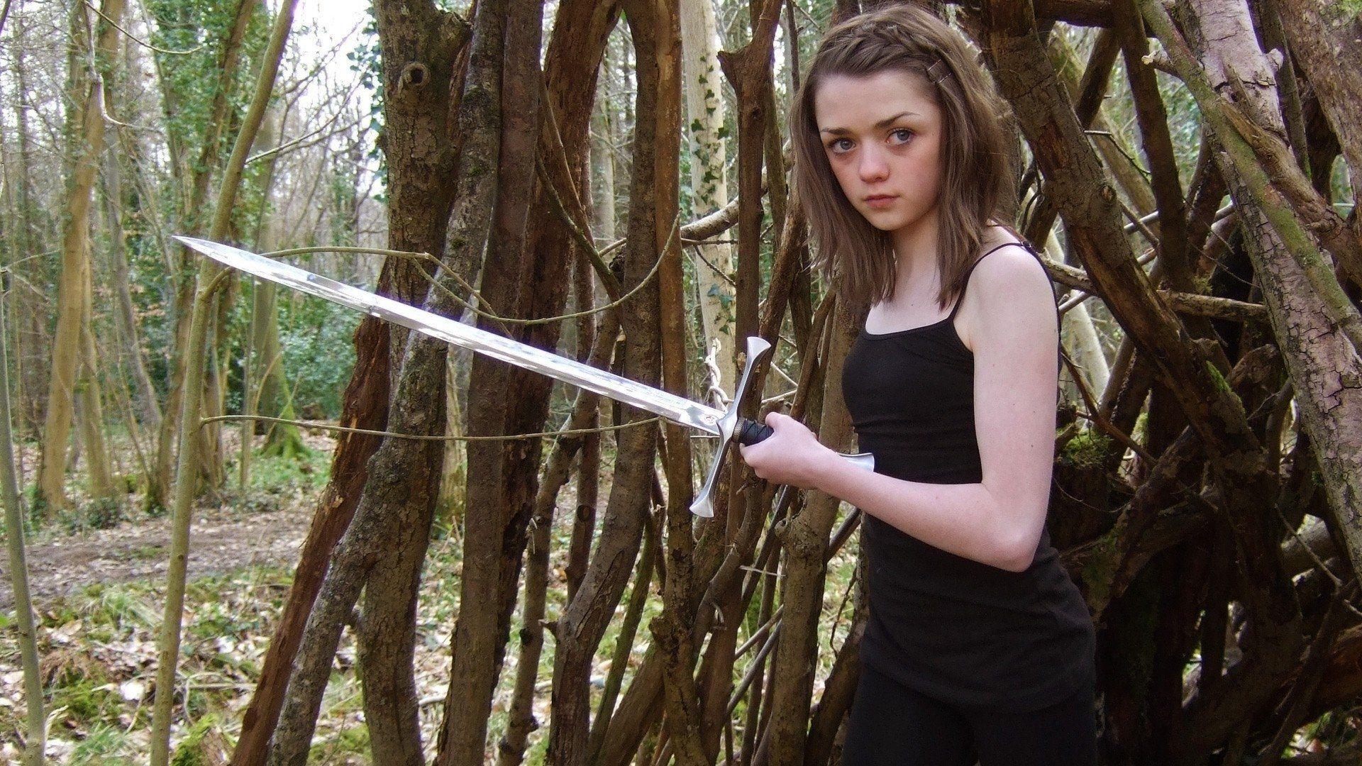 Maisie Williams HD Wallpaper and Background Image