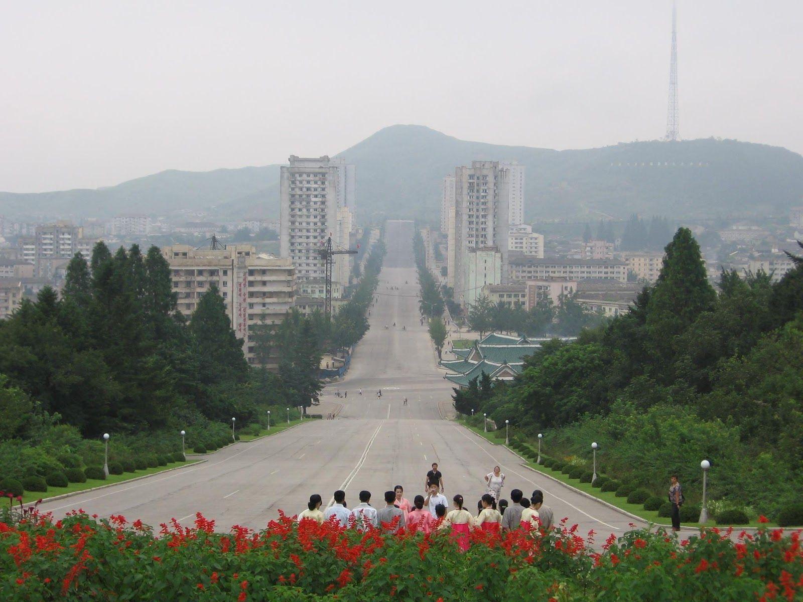 North Korea Avenue Original