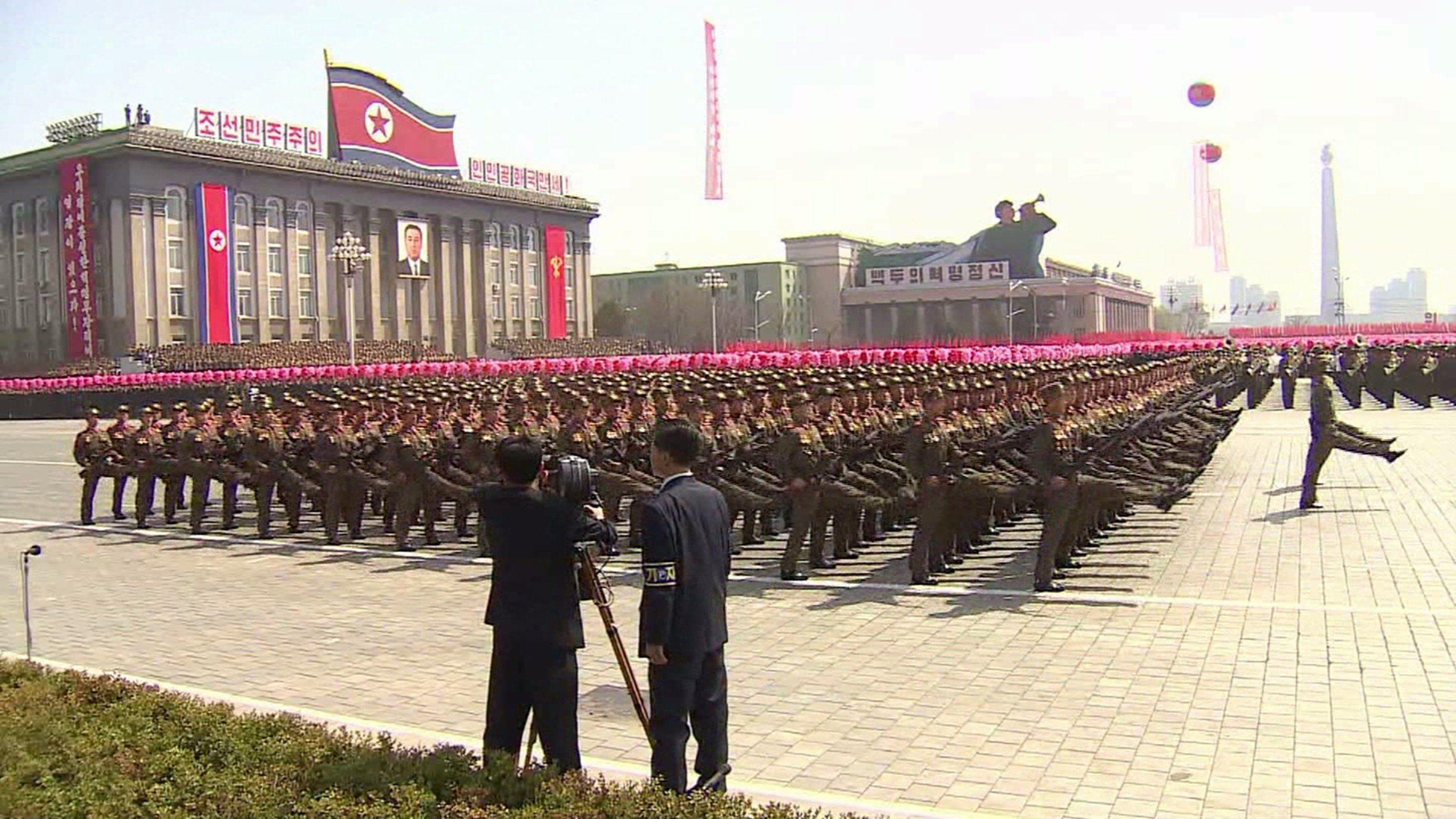 Missile North Korea Vehicle Truck Military Parade Wepons 3