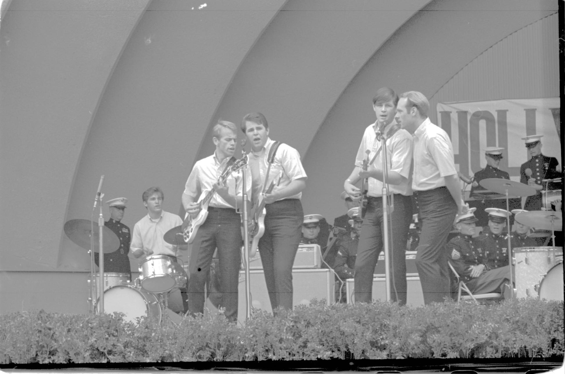 OffsetGuitars.com • View topic: Offsets in action.Post pics