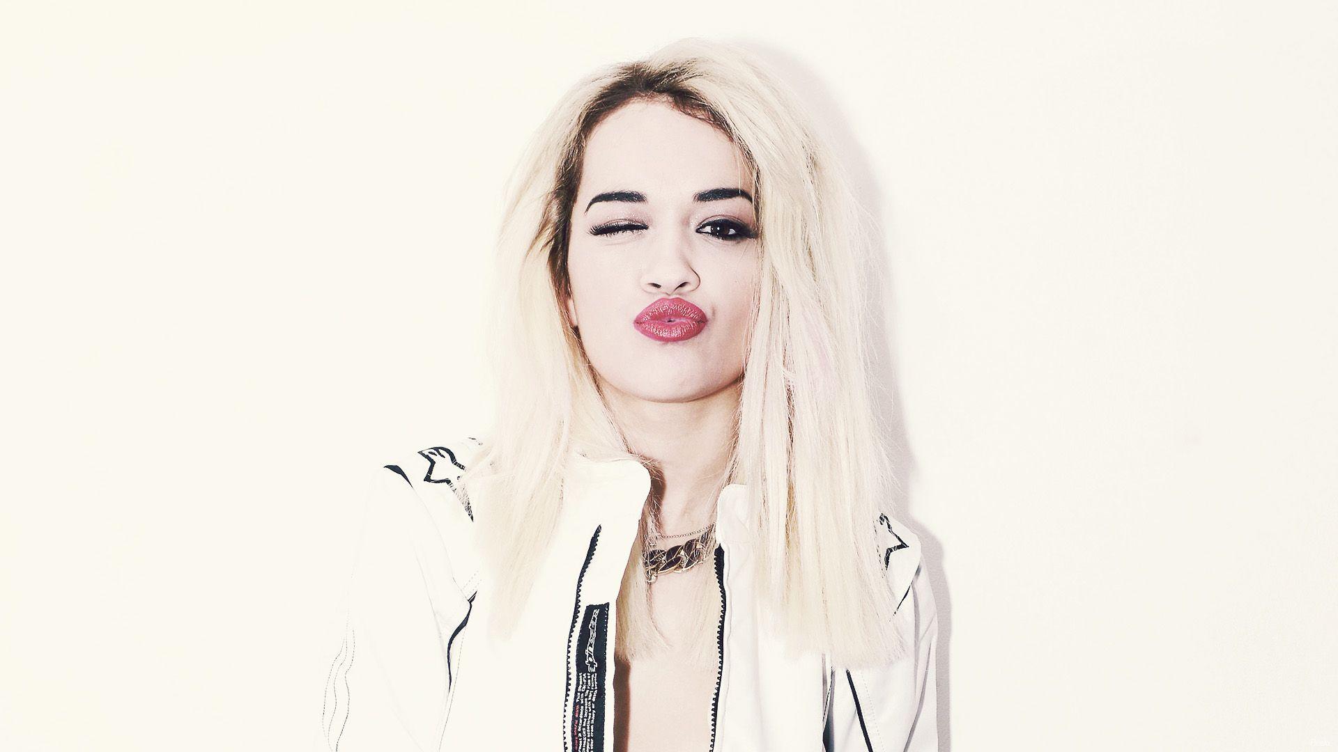 Rita Ora 2017 Wallpaper