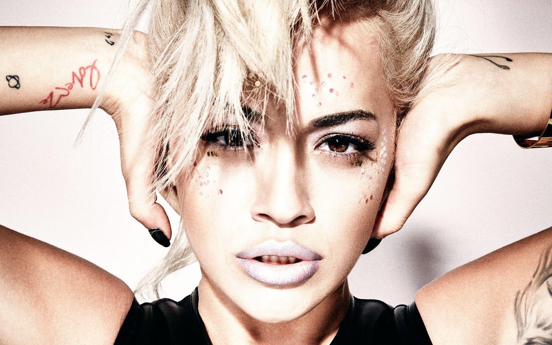 Rita Ora 2017 Wallpaper 11093