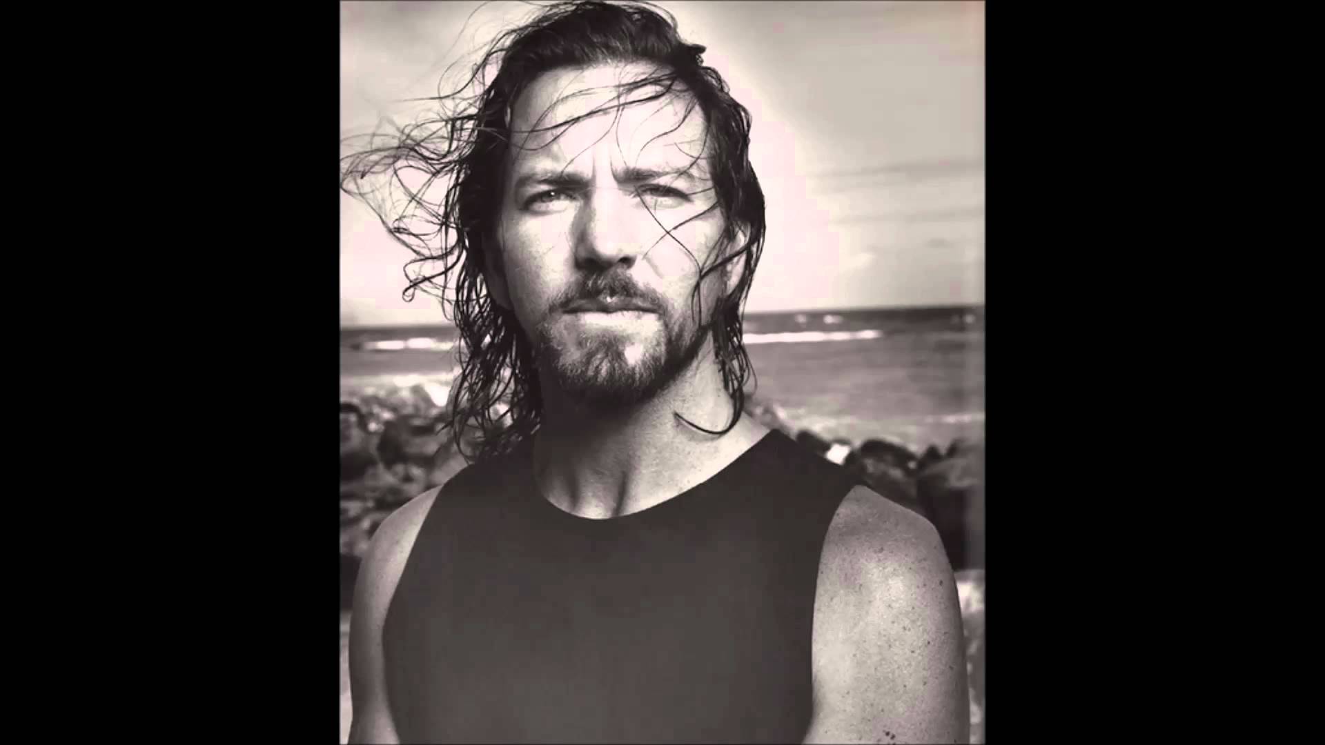 Eddie Vedder LIVE Help Falling in Love With You