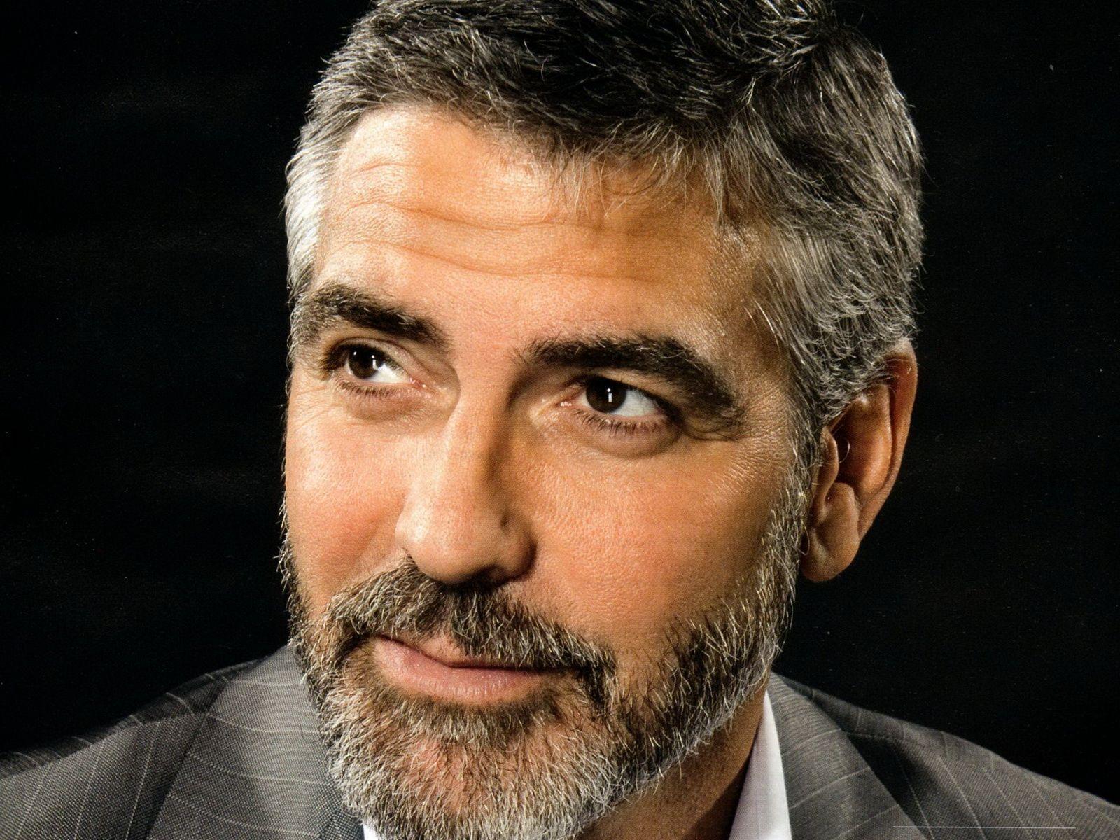 George Clooney HD Desktop Wallpaper
