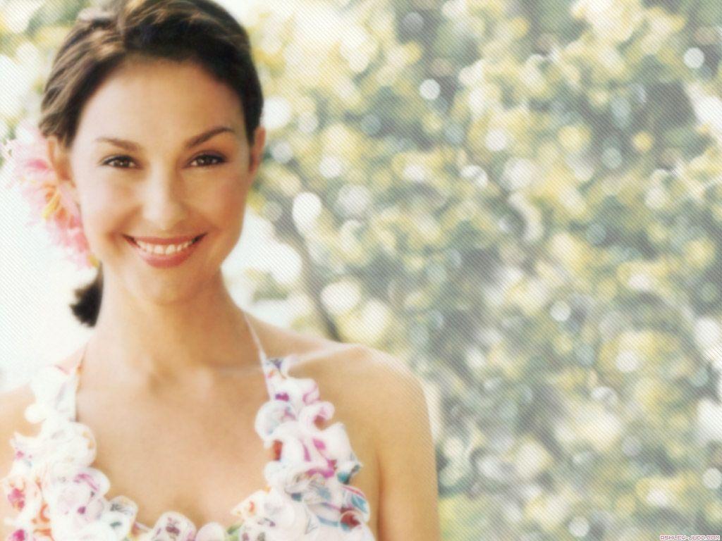 Ashley Judd CloseUp HD Wallpaper  WallpaperFX