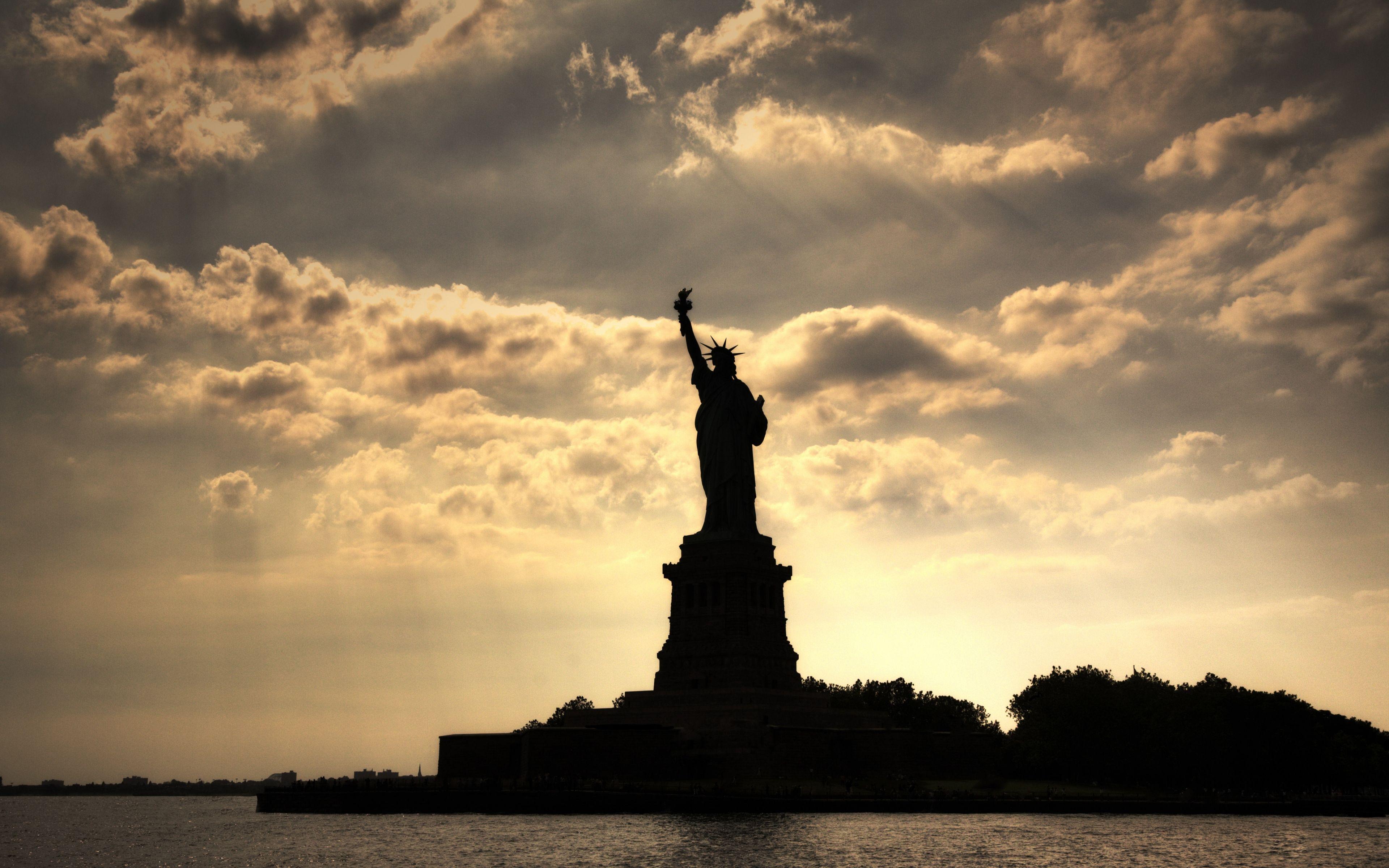 Download Wallpaper 3840x2400 New york, Statue of liberty, Liberty
