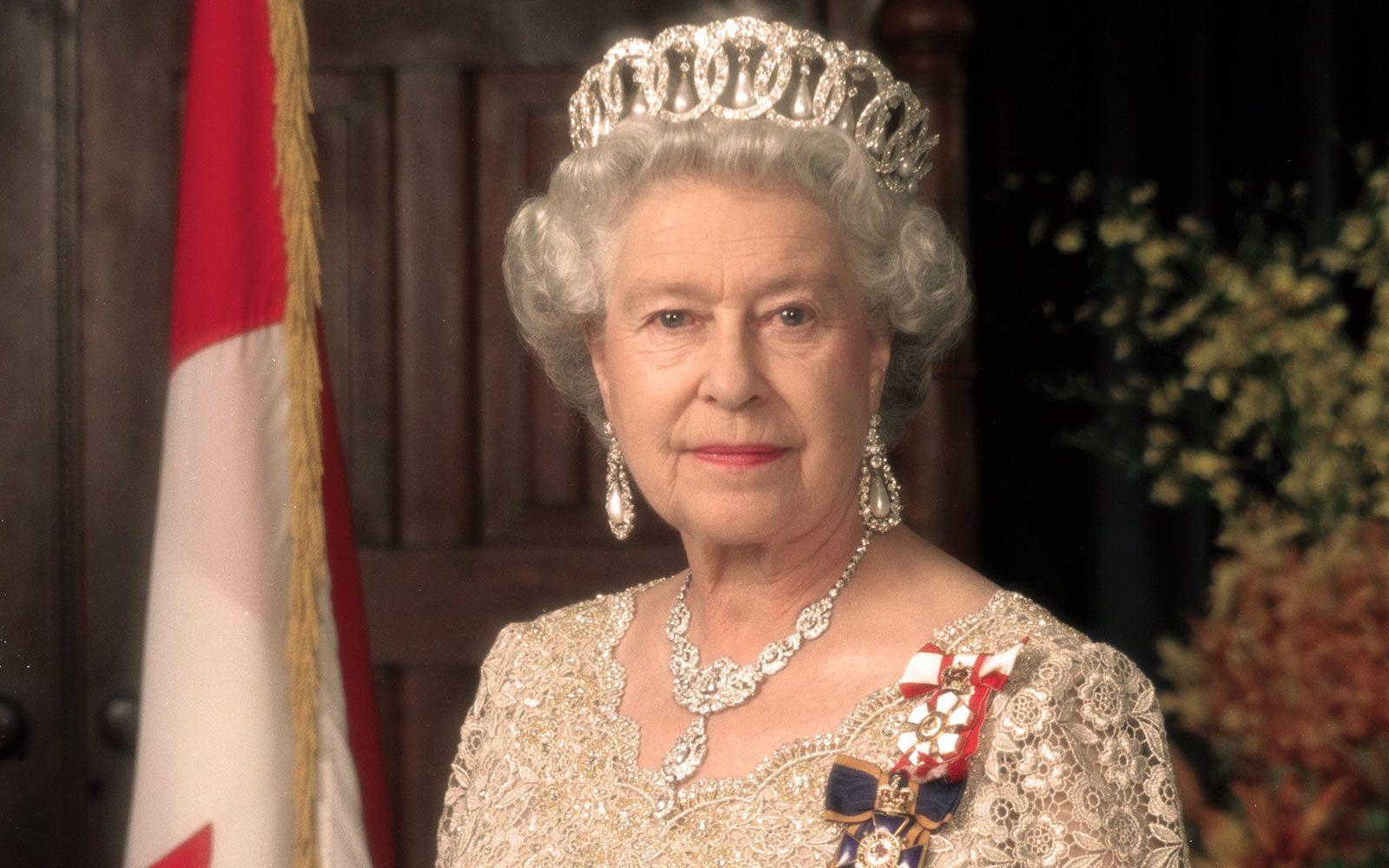 Queen Elizabeth II HD Wallpaper